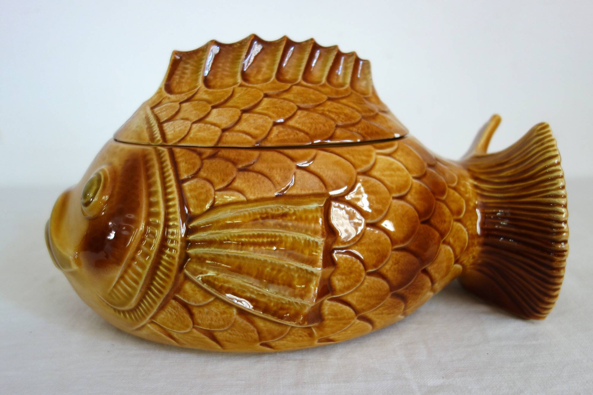 Fish service for 8 people, earthenware Sarreguemines.