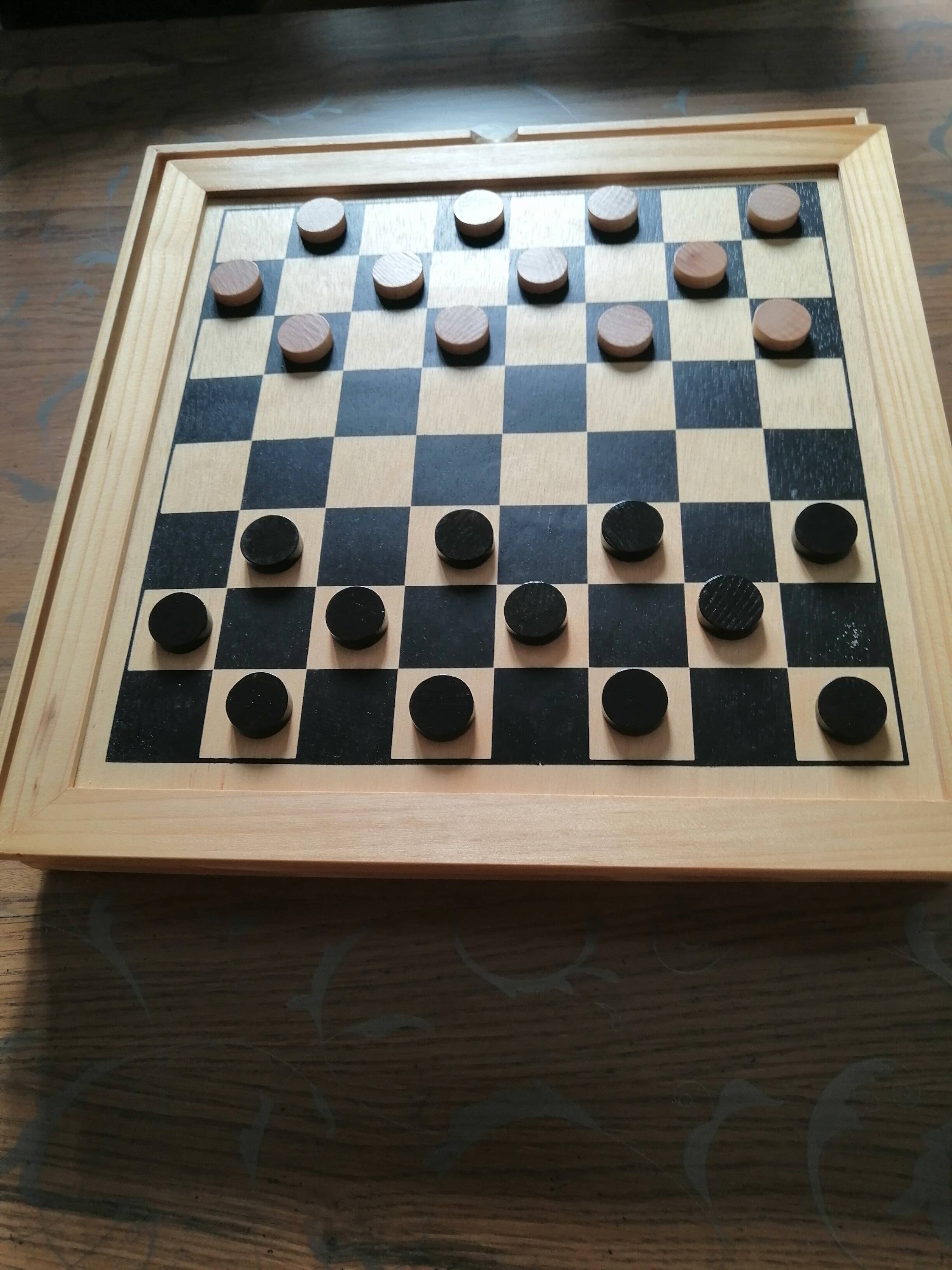 Board game set: checkers - chess - backgammon