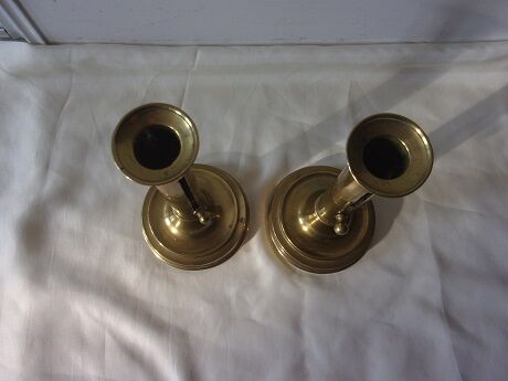 Lot of 2 adjustable brass candlesticks