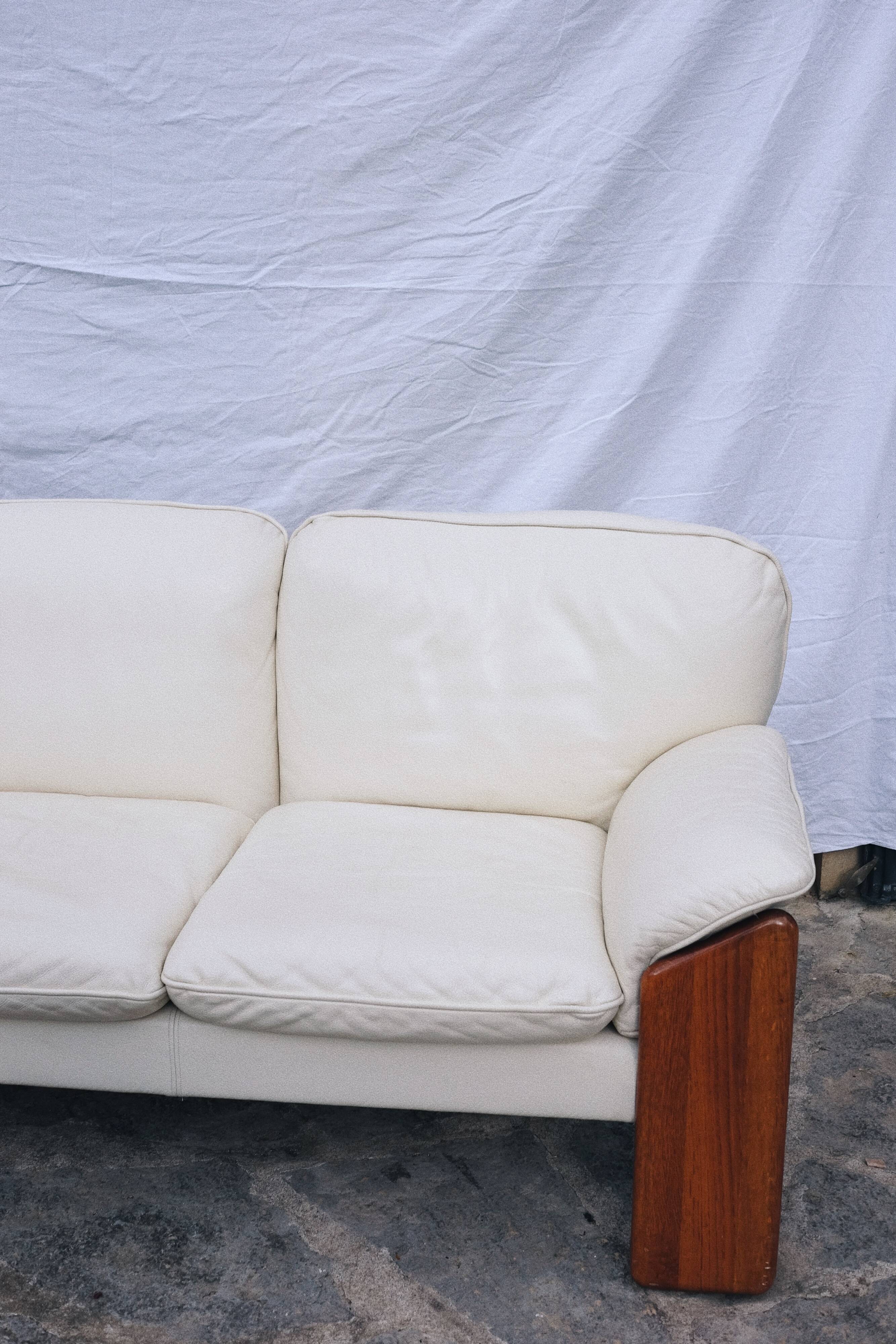 Sapporo sofa by Mario Marenco for Mobilgirgi 1970s