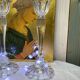 Duo de grands bougeoirs en cristal vintage