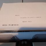 Typewriter Erika 150 Blanche collector