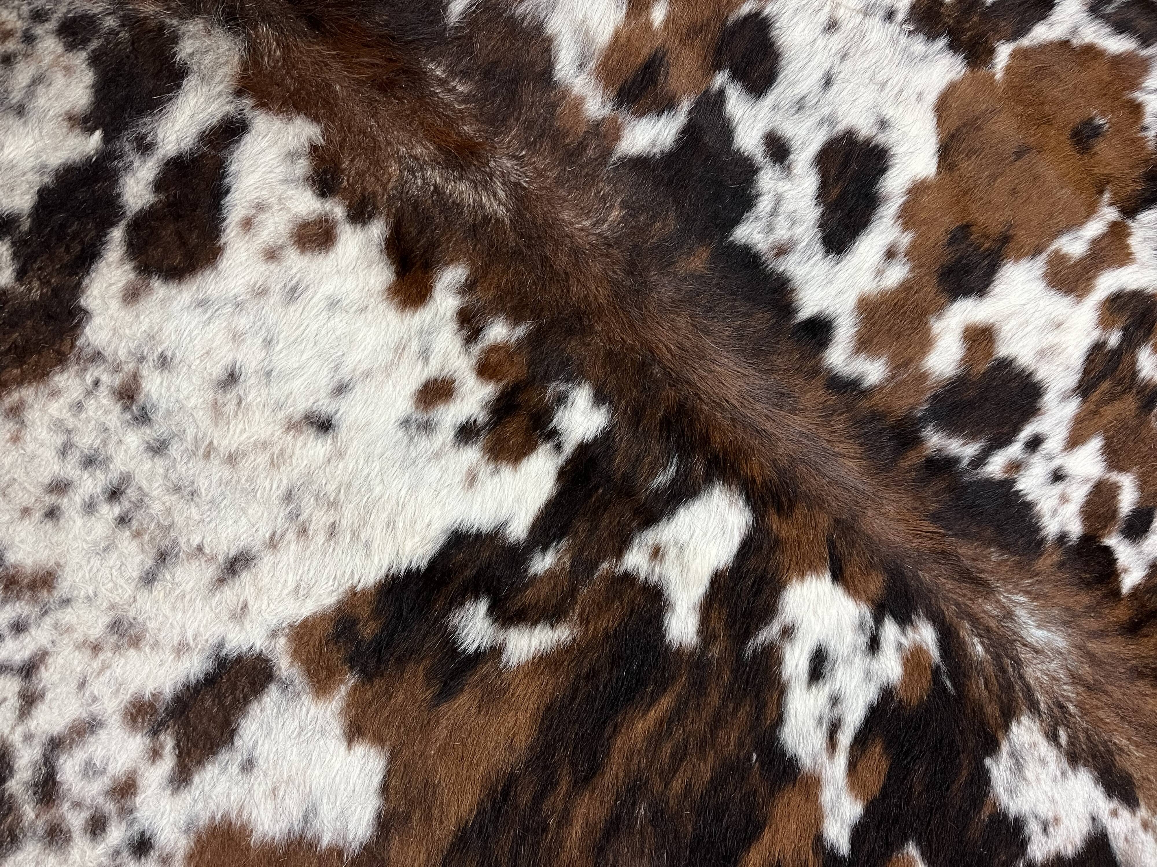 Peau de vache normande ht 240 x 230