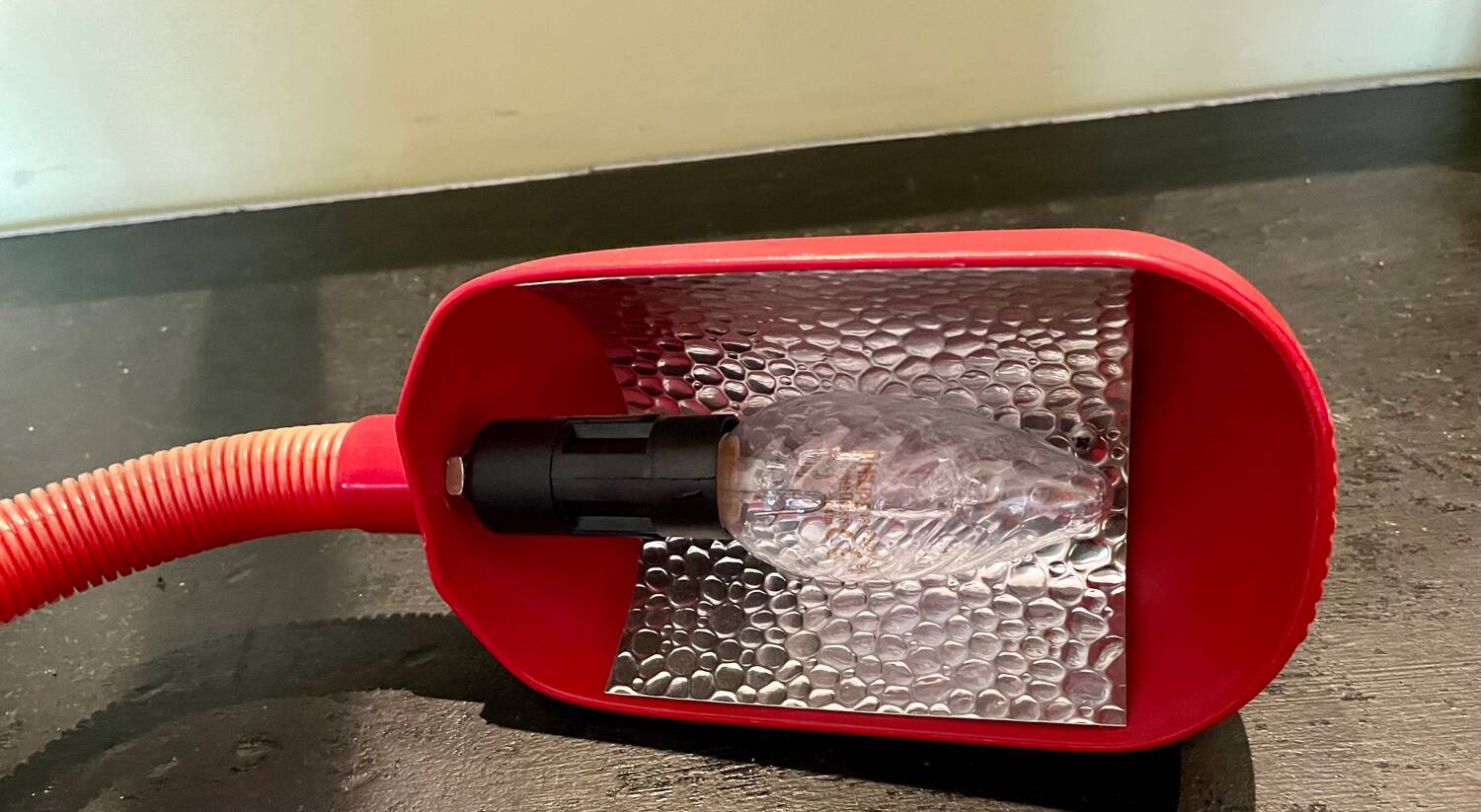 Vintage red articulated desk lamp