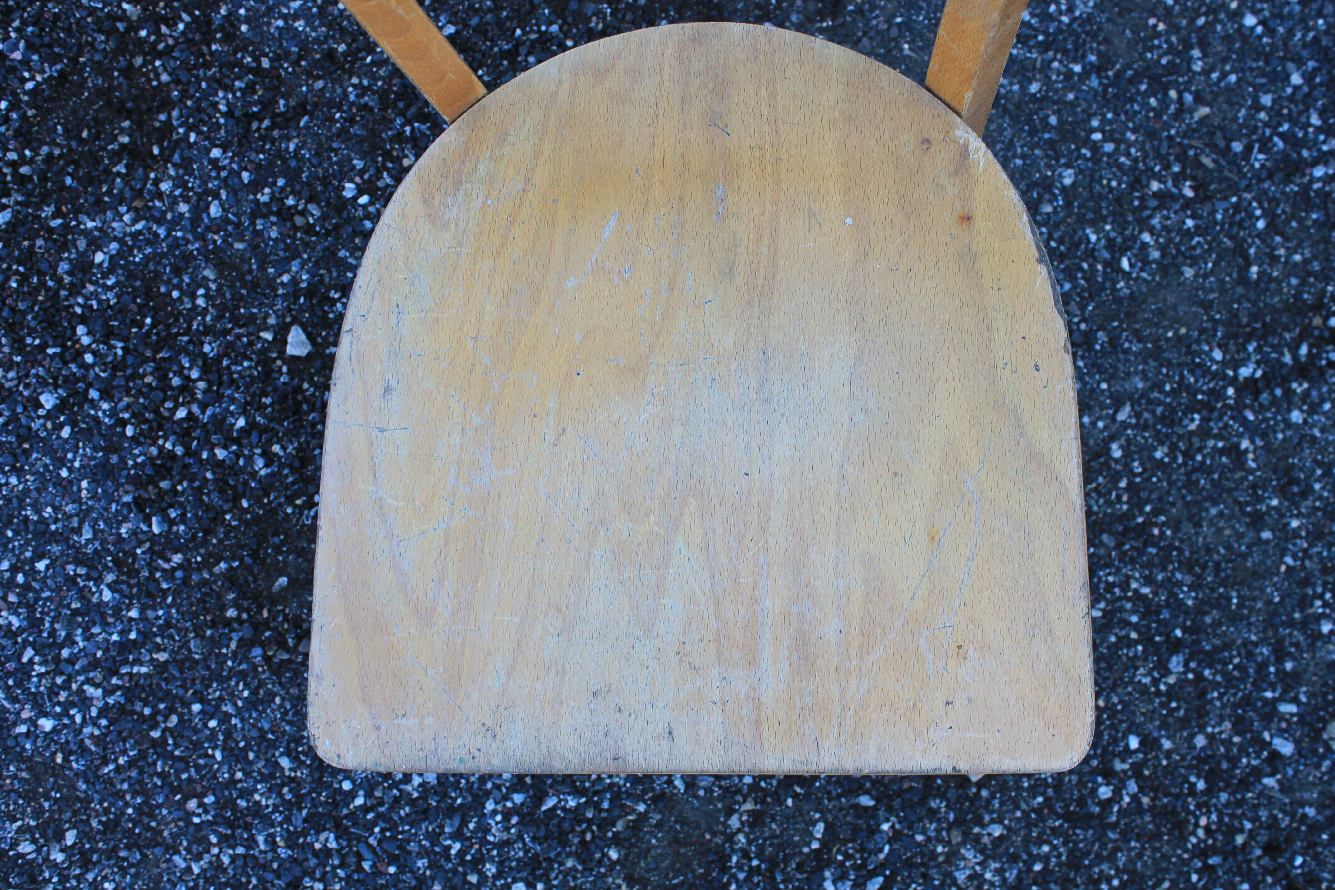 Set 10 community chairs