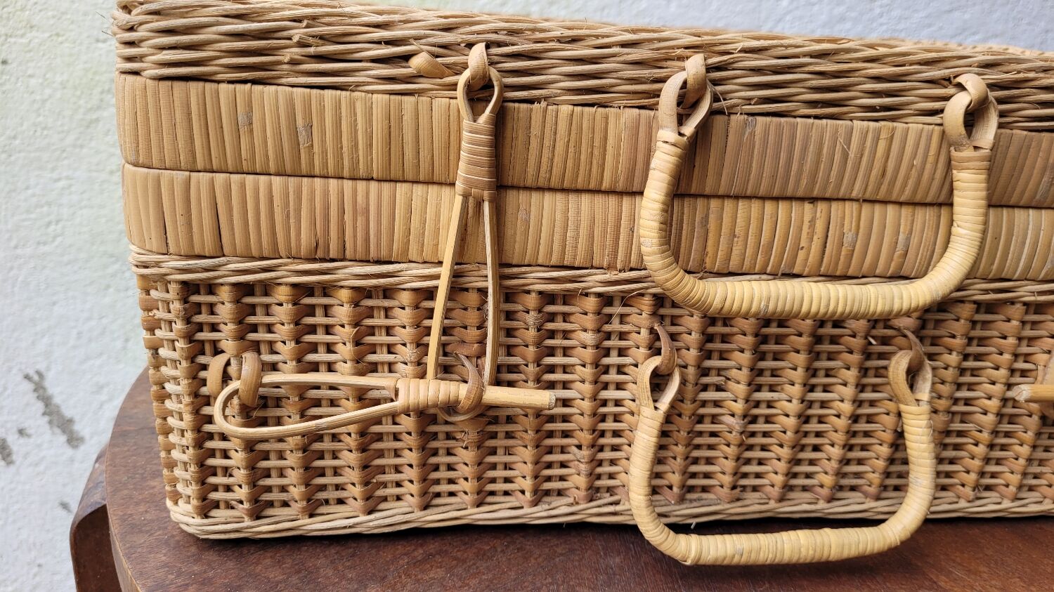 Rattan suitcase 70's