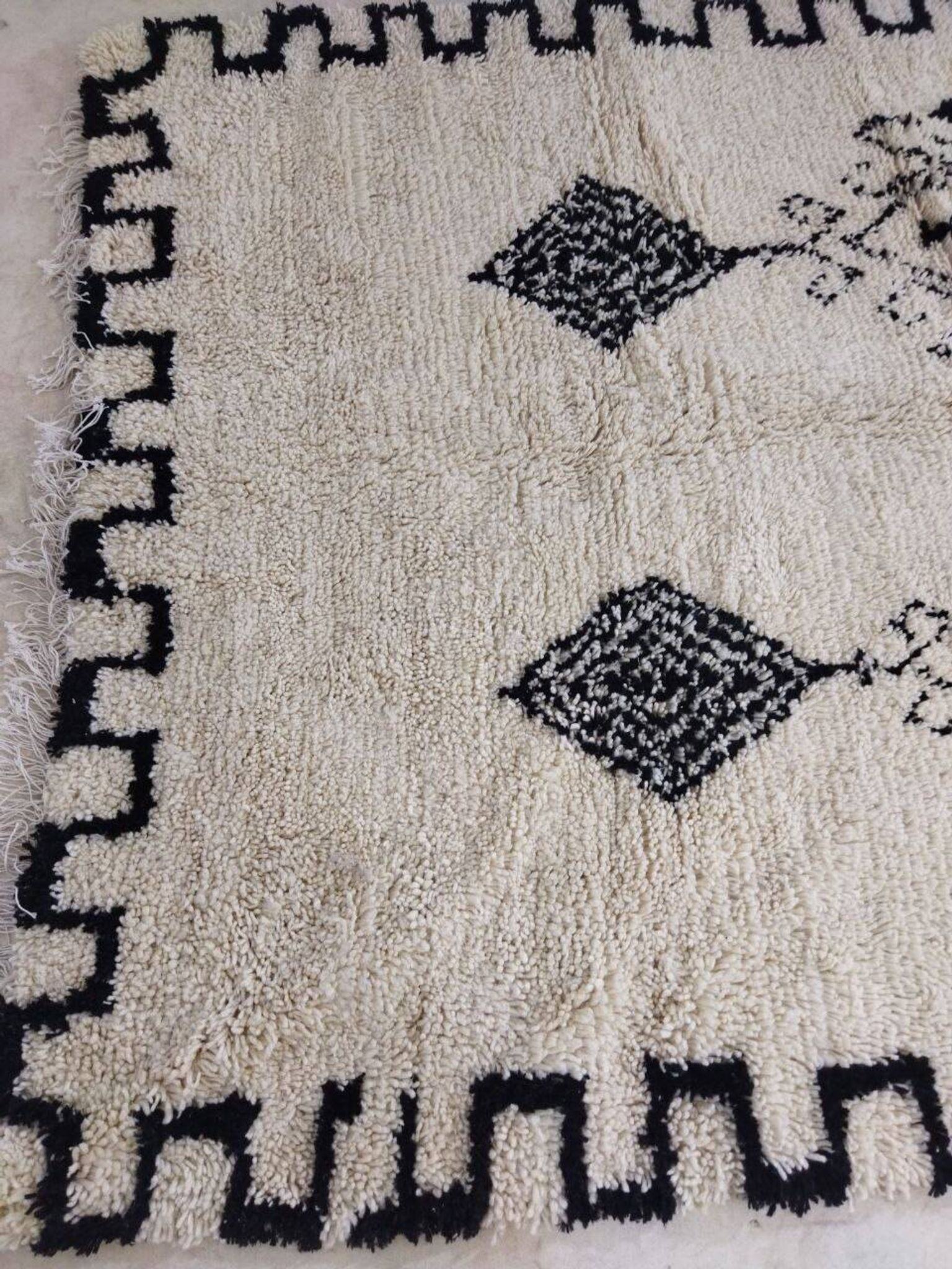 Handmade Moroccan Berber Rug 268 X 188 CM