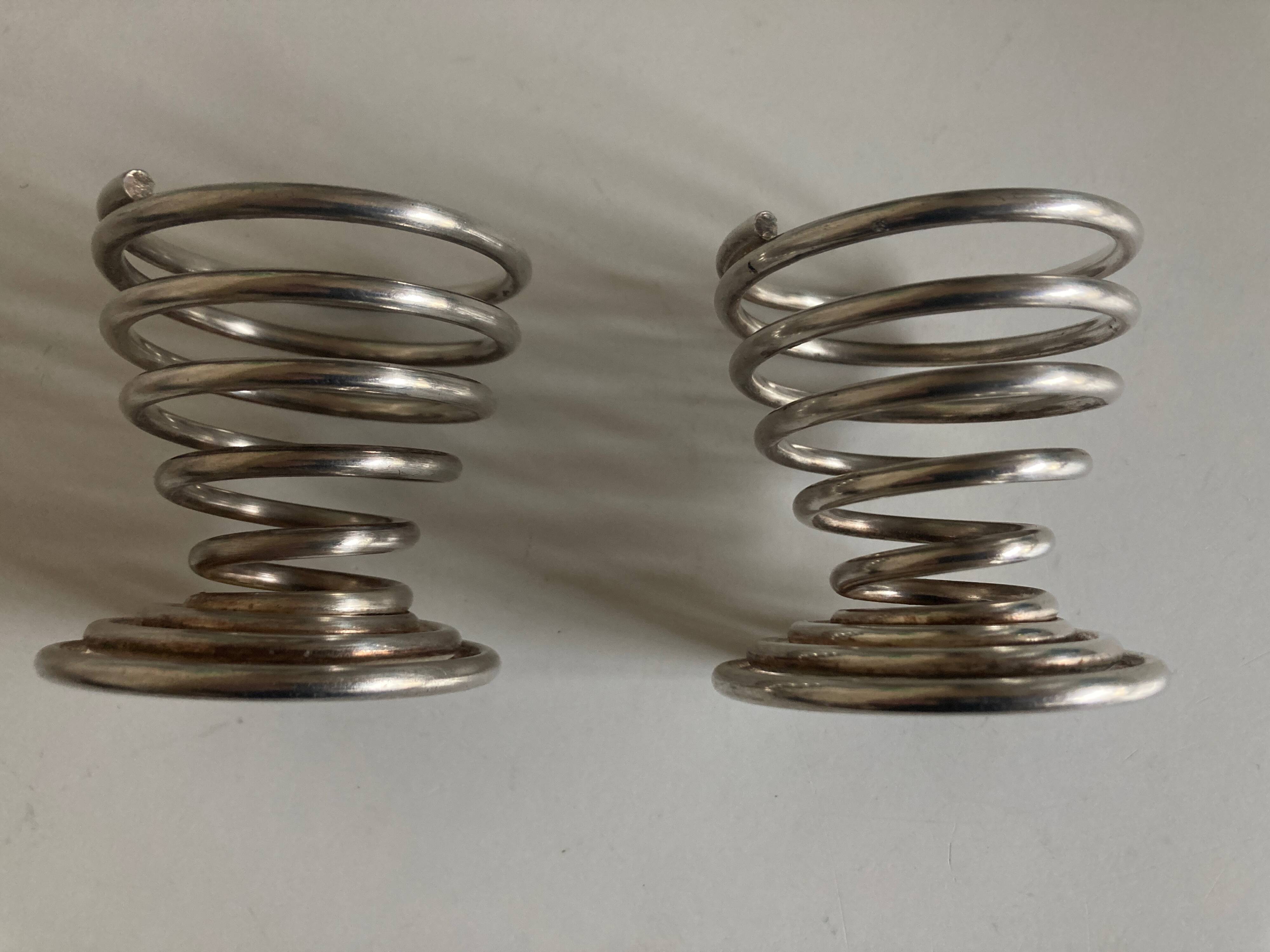 Pair of spring egg cups in silver metal 1970