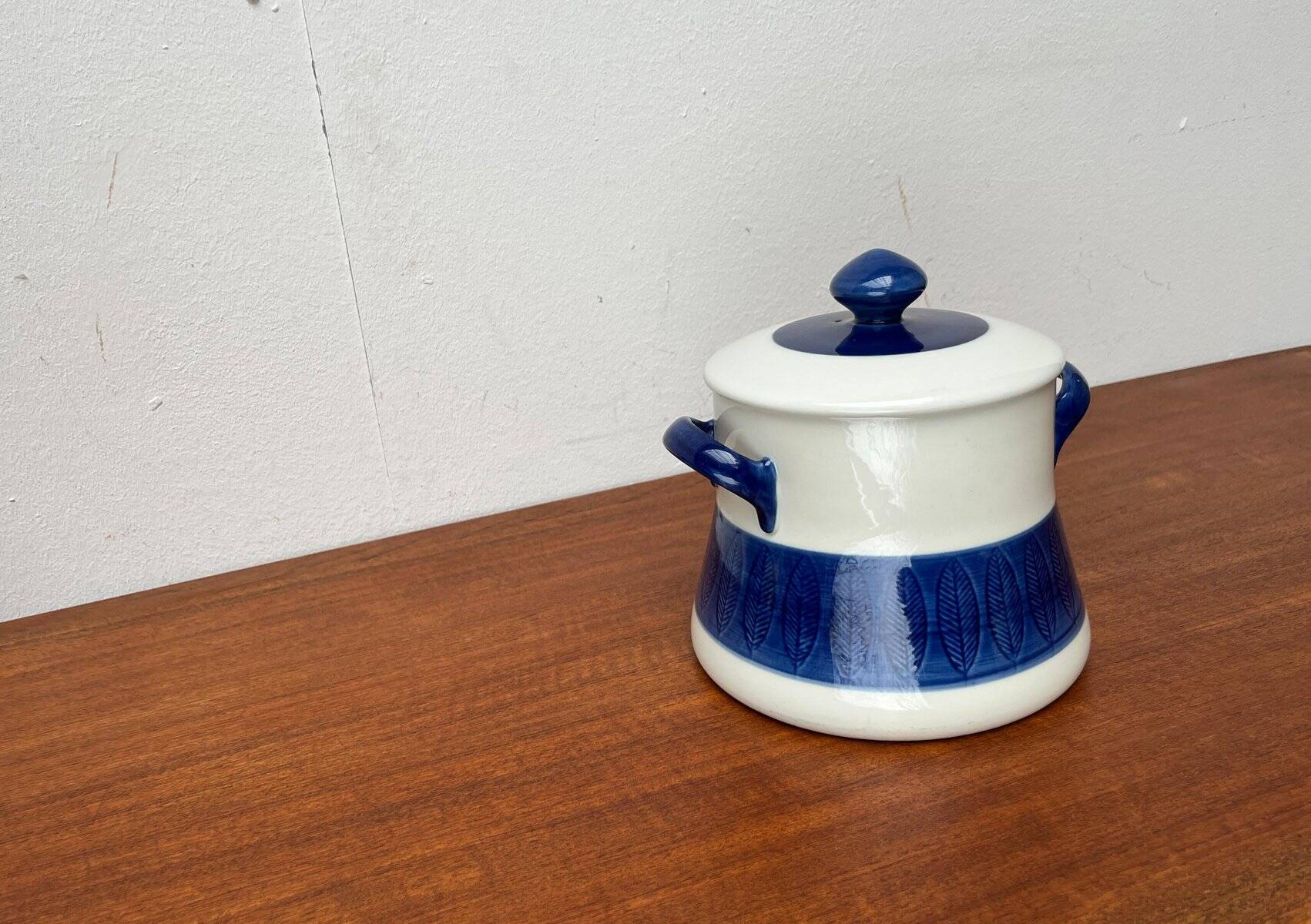 Grand Terrine Couvercle de Pot Suédois du Milieu du Siècle Koka Blue Bla par Hertha Bengtson pour Rörstrand, années 1950