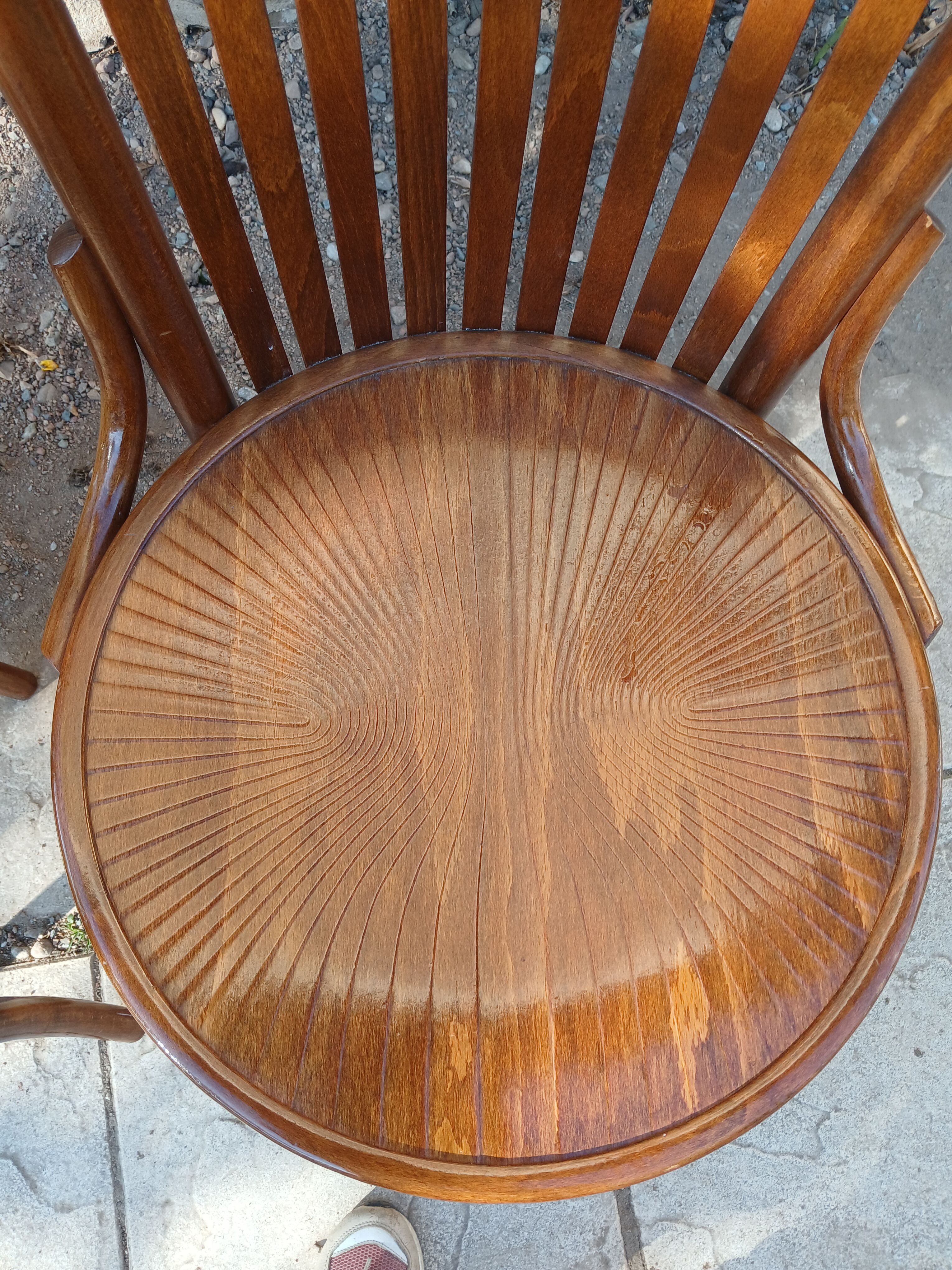 2 Thonet style bistro chairs