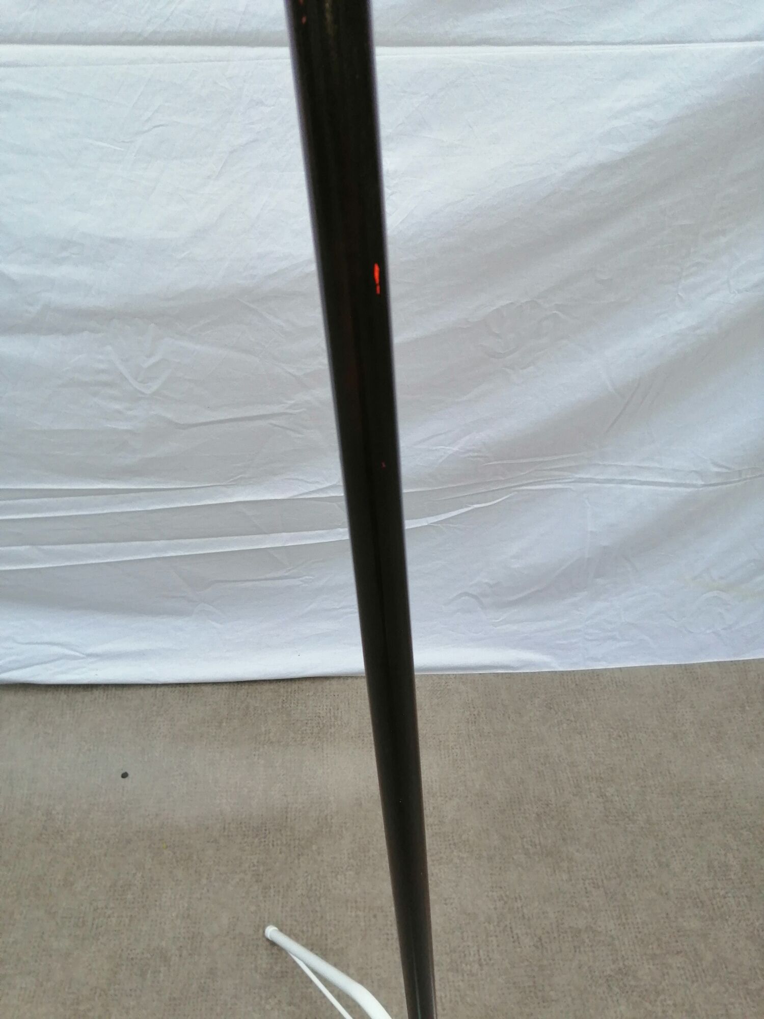 Parrot coat rack 1960 in metal, white and black