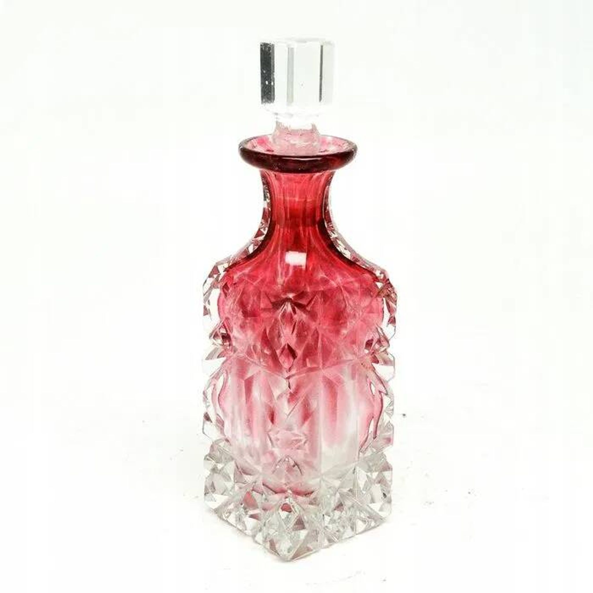 N2K decanter in Art Nouveau style