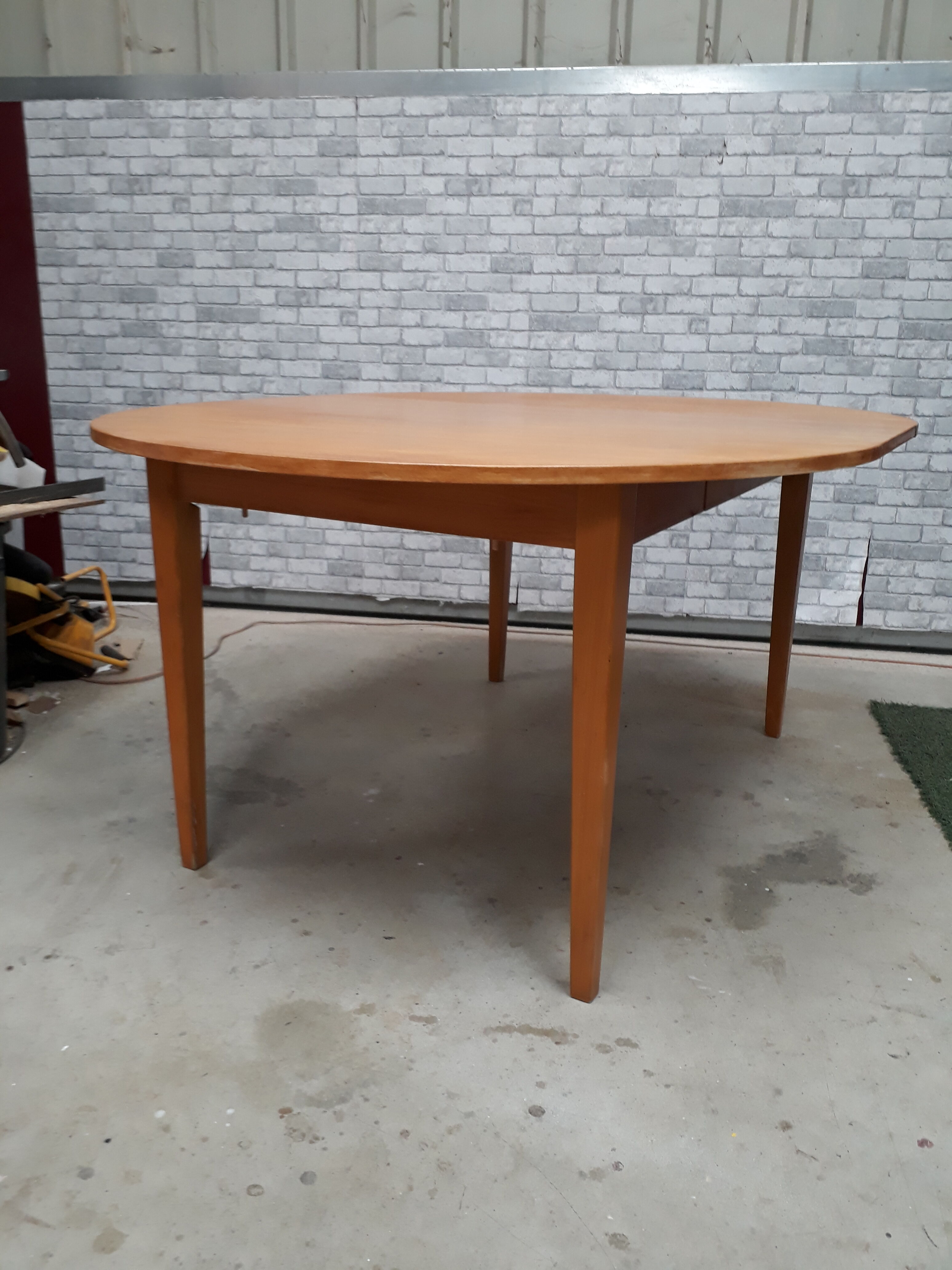 Danish oval table oval 160x120cm, 1975