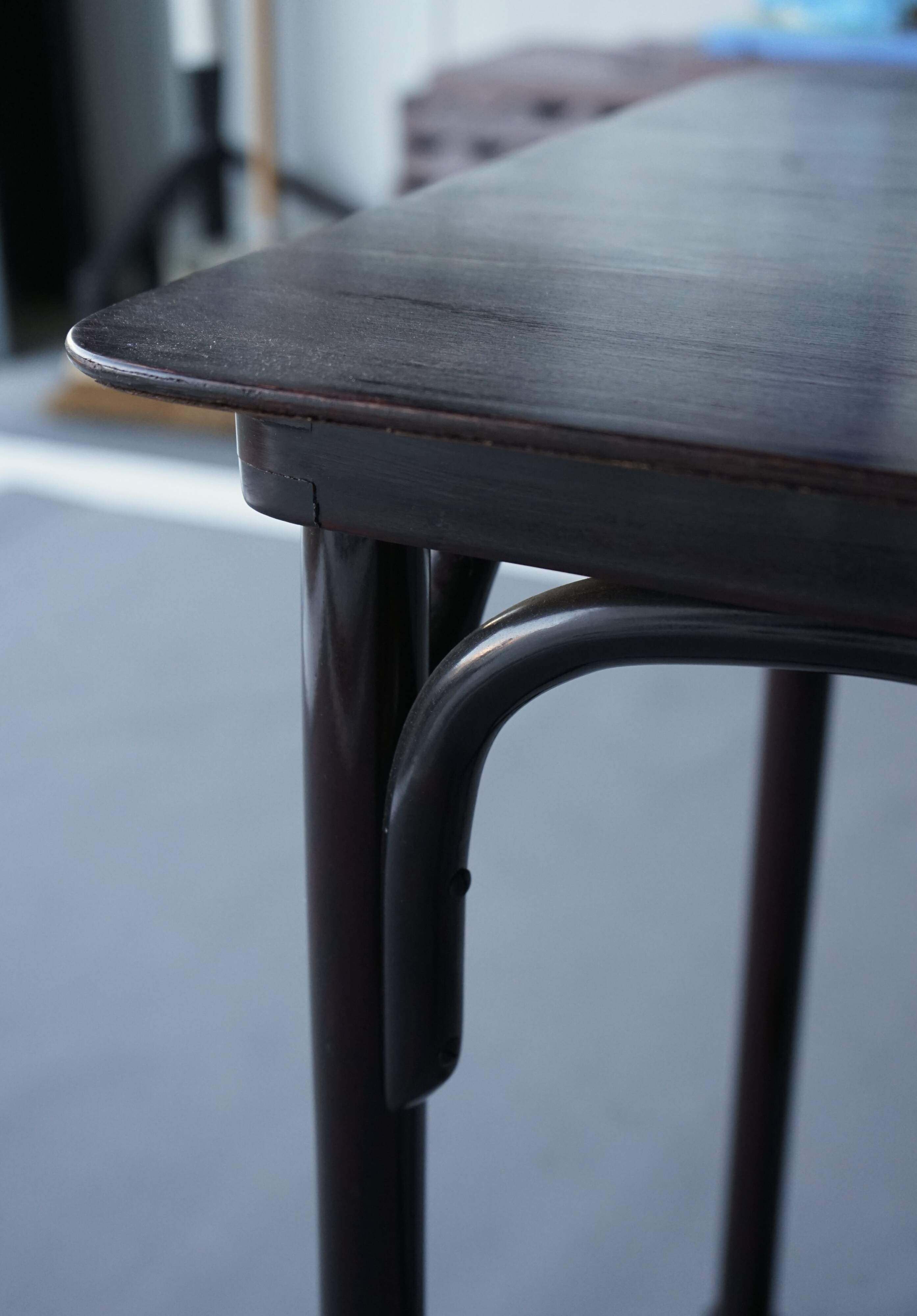 A small Art Nouveau side Table in beech by J&J Kohn, 1910