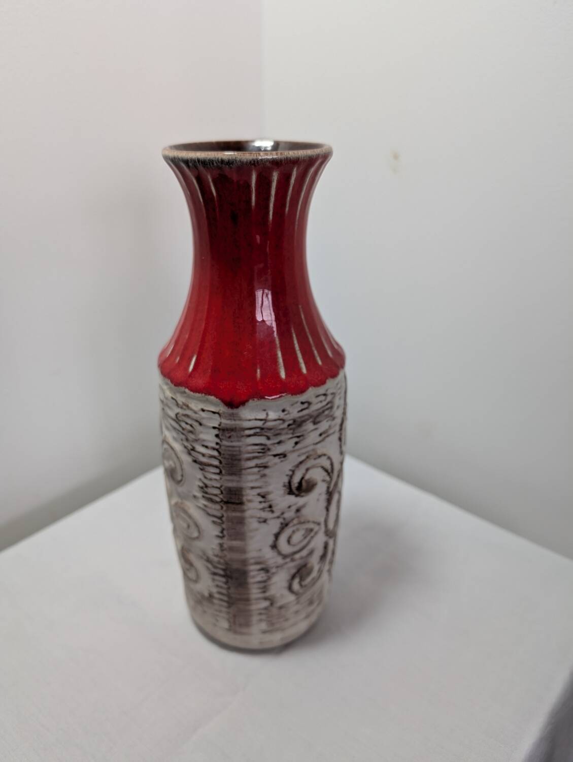 Vase Bay Keramik West Germany red vintage 70s - model 68/25