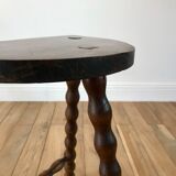 Tripod stool in beaded wood / turned 40s