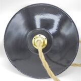 Pair of enamelled sheet metal suspensions