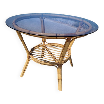 Table en rotin avec son verre fumé années 70