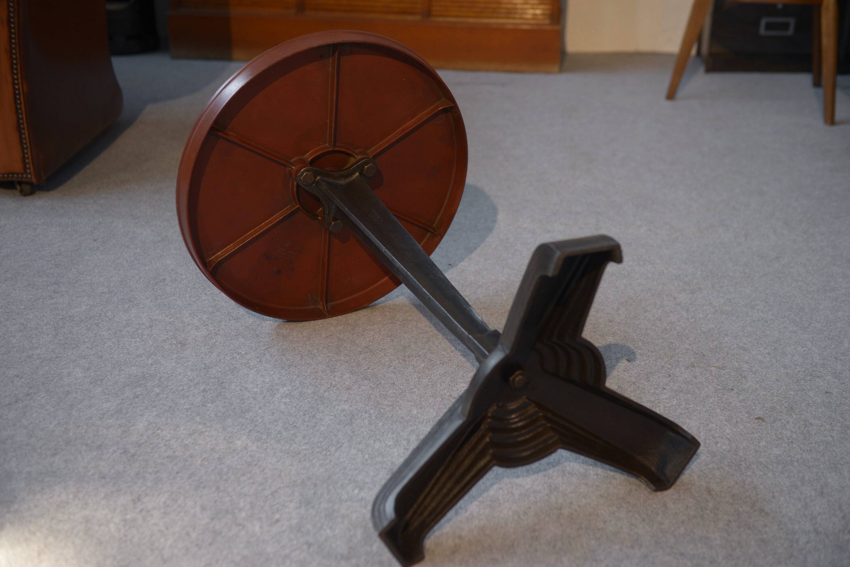 Table bistrot art déco par louis vuitton 1930's