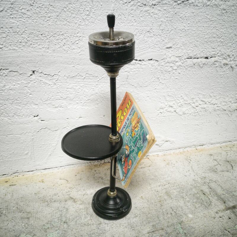 Standing ashtray with magazine holders