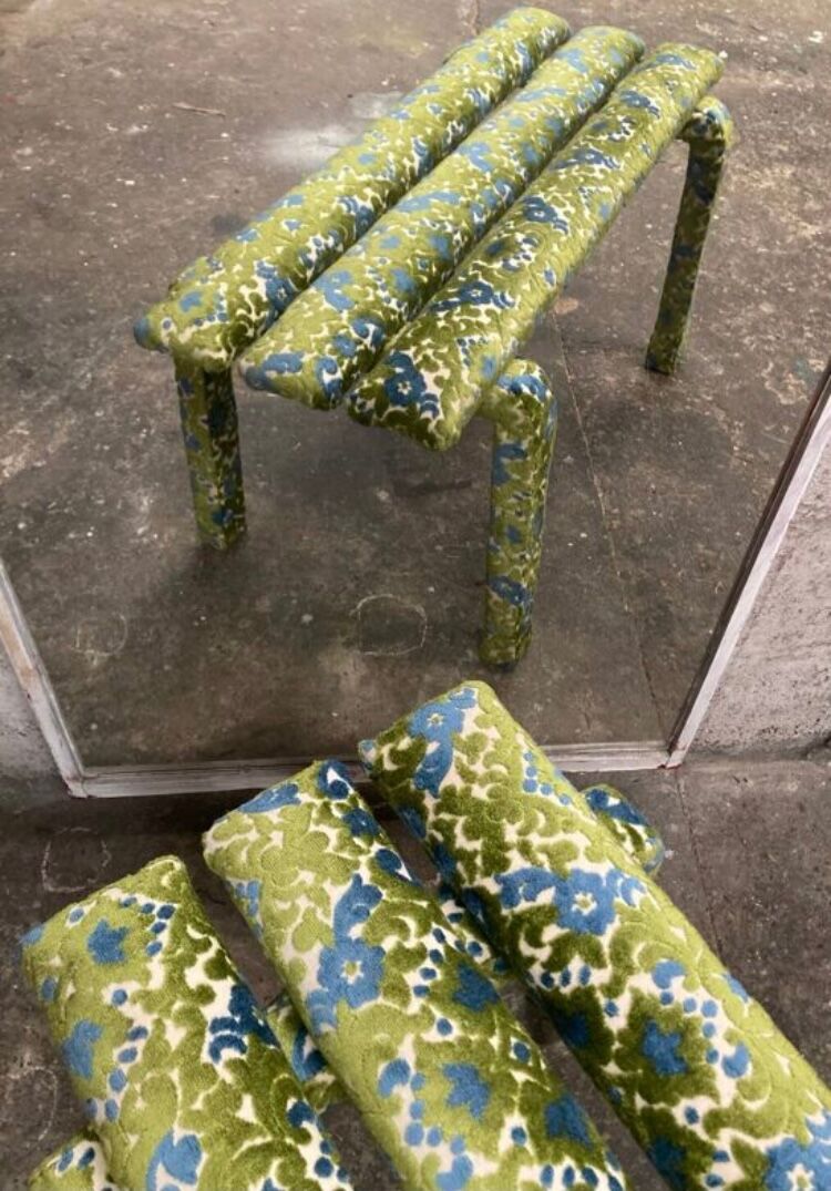 Flowered velvet bench