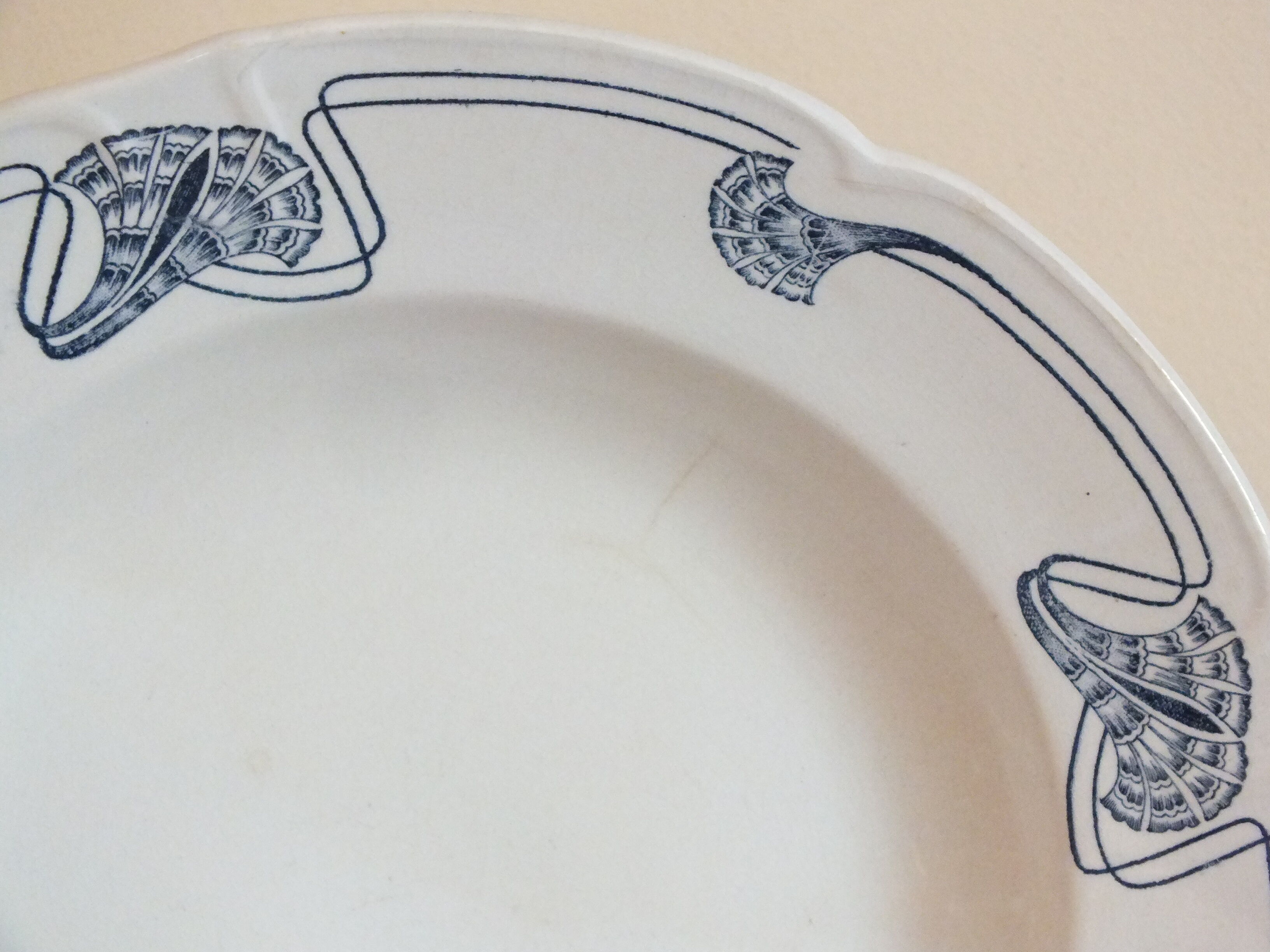 4 hollow plates Art Nouveau 1900 Onnaing Granite Algeciras, Lot 1