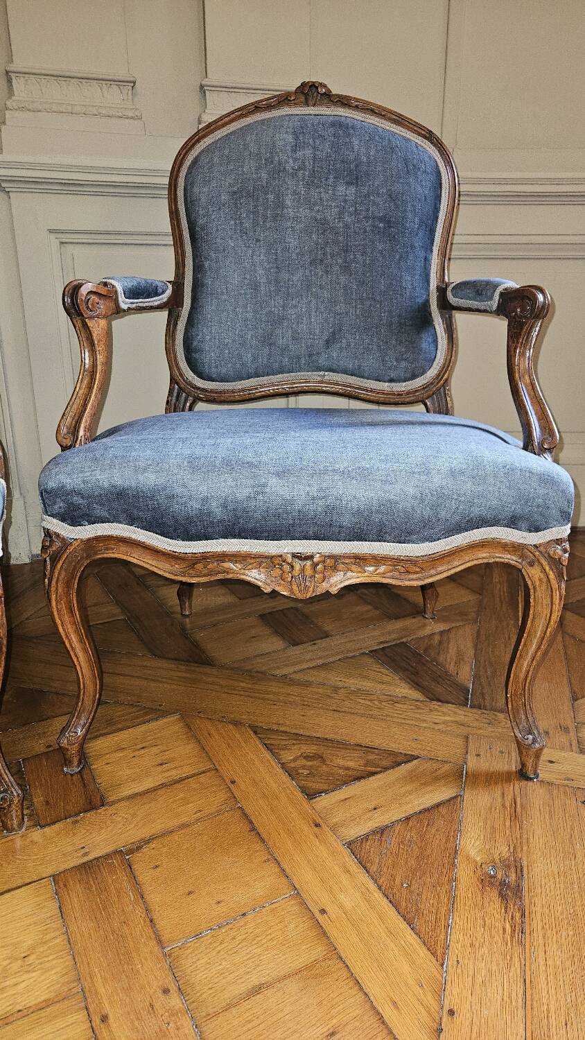 set of 4 Louis XV armchairs with queen's backs