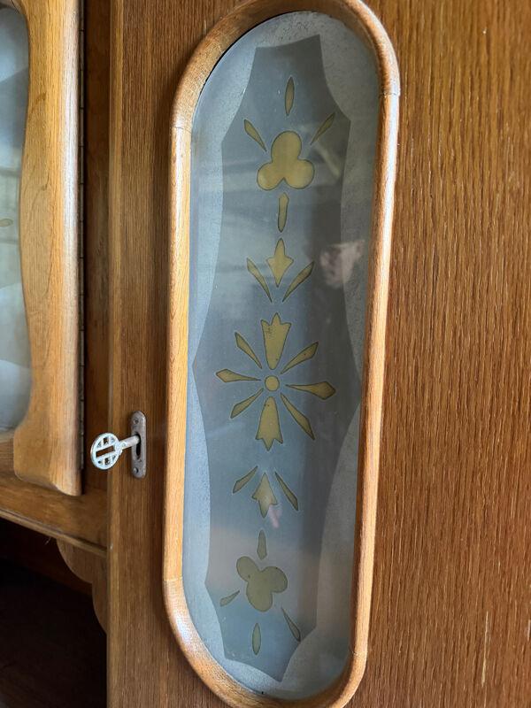 Buffet/vaisselier en bois ''Mado