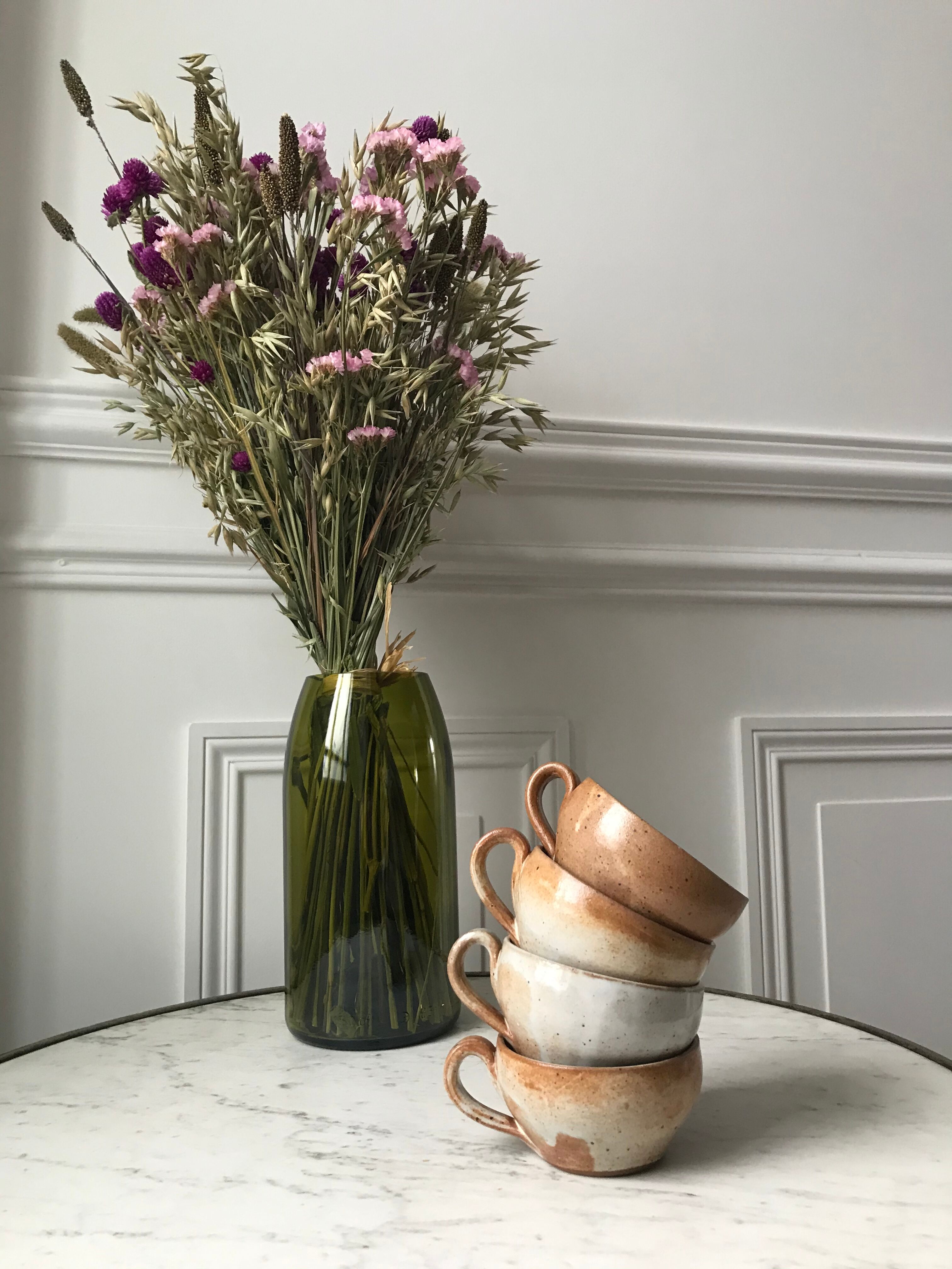 Lot of 4 coffee cups in sandstone