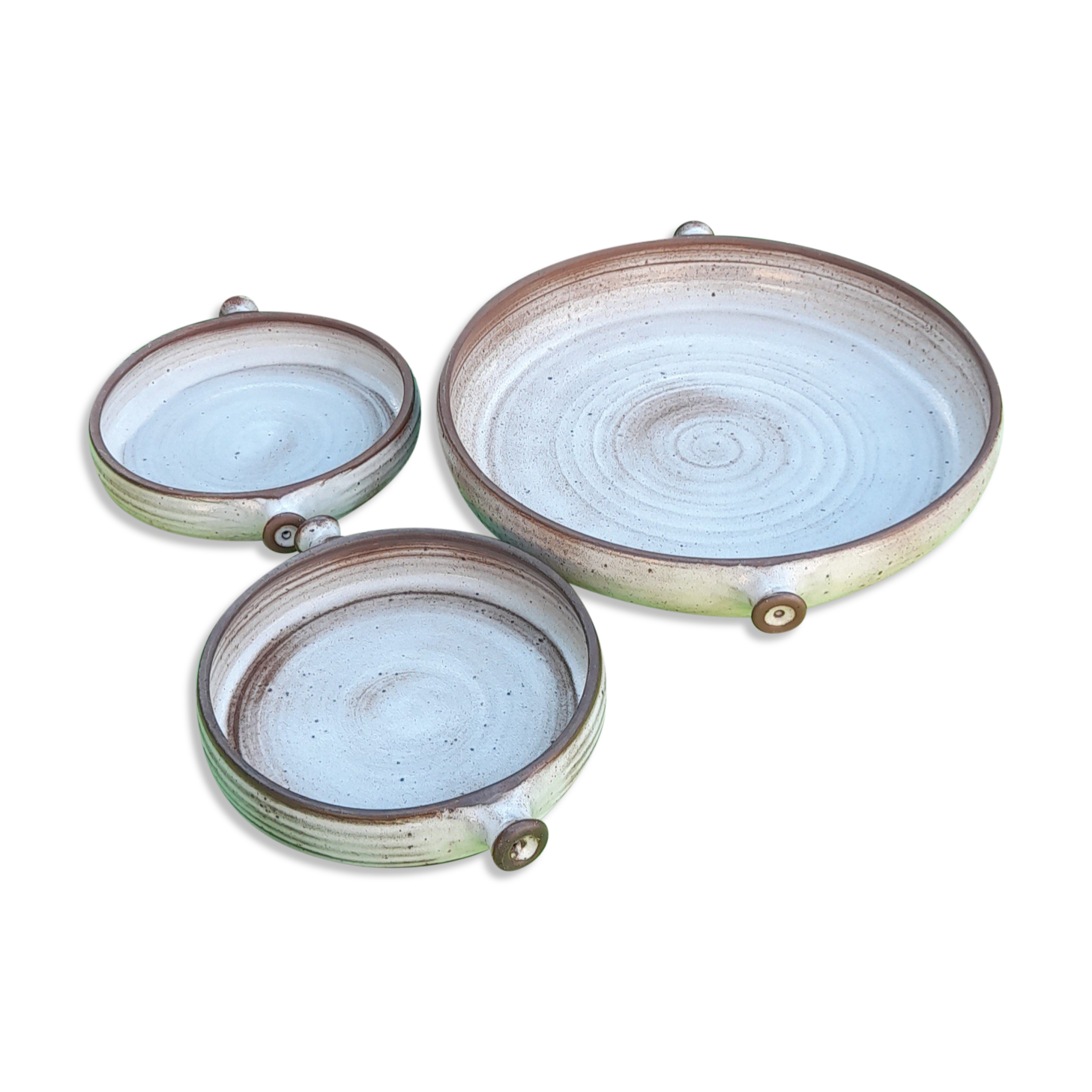Set of 3 dishes in varnished pyrity sandstone, cream and brown