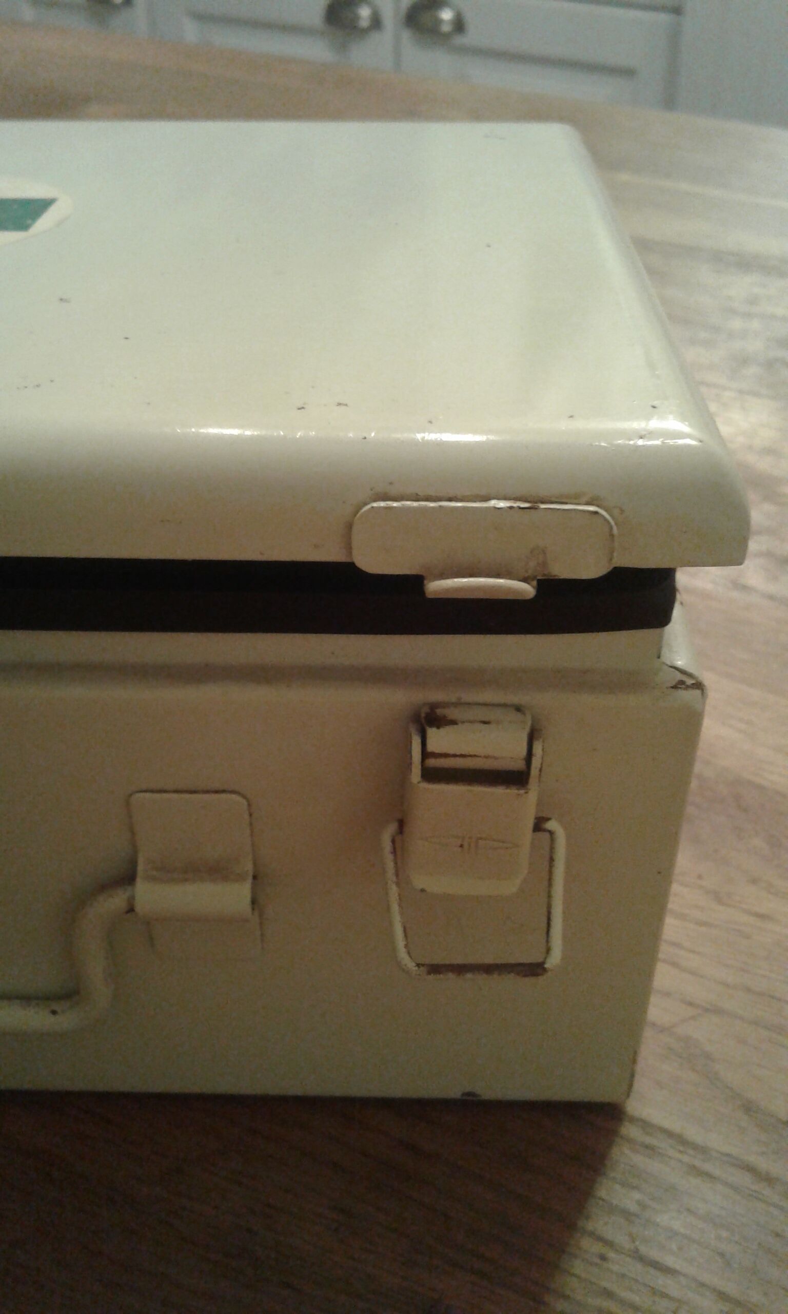 emergency suitcase. Metal. Vintage