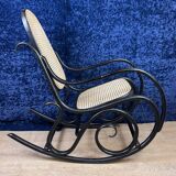 Beautiful rocking chair in the style of Thonet in blackened curved wood