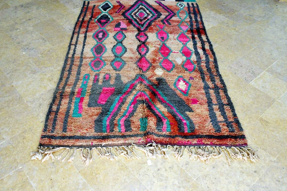 New Boujaad Moroccan Berber Rug 272 x 165 cm