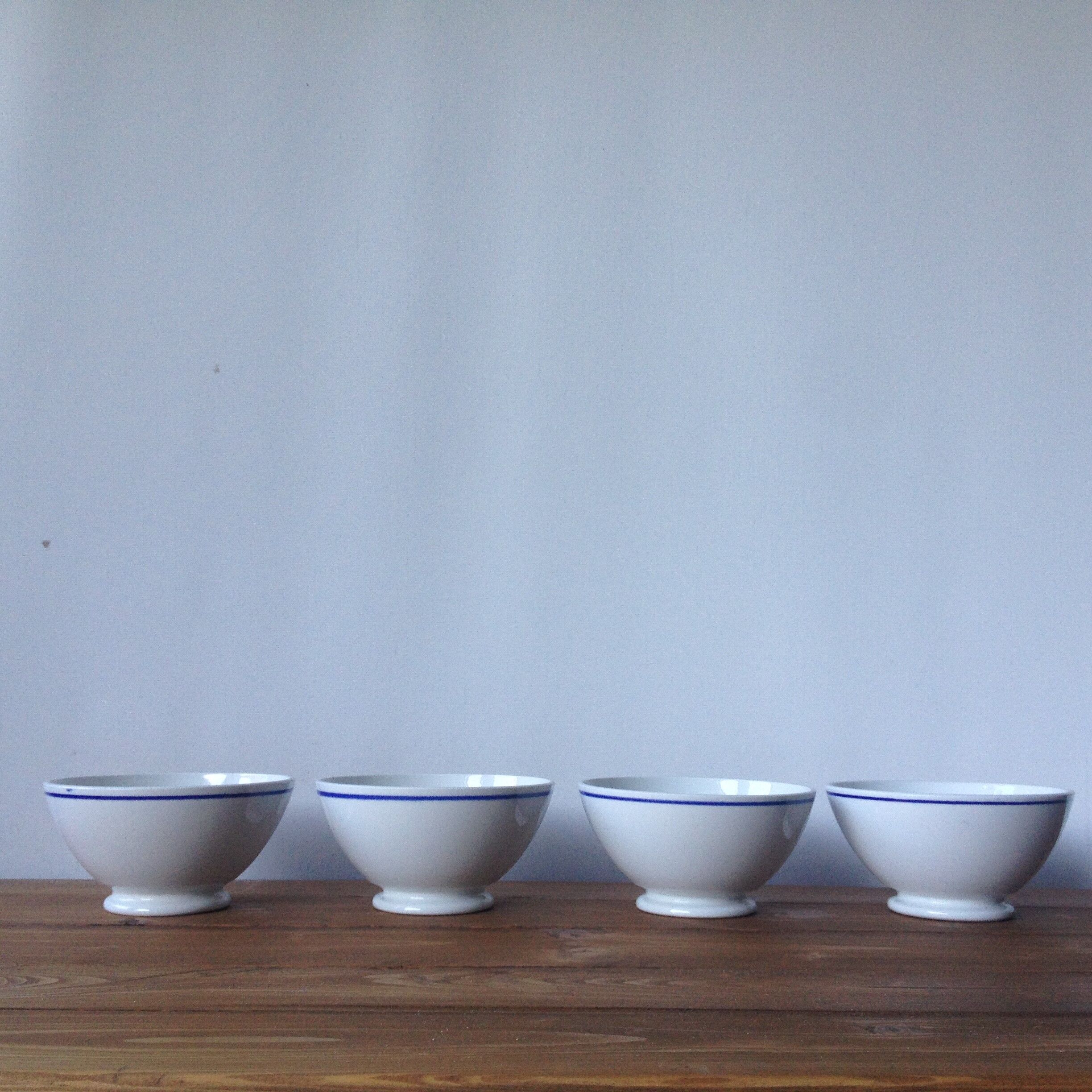 4 former bowls Sarreguemine - blue border