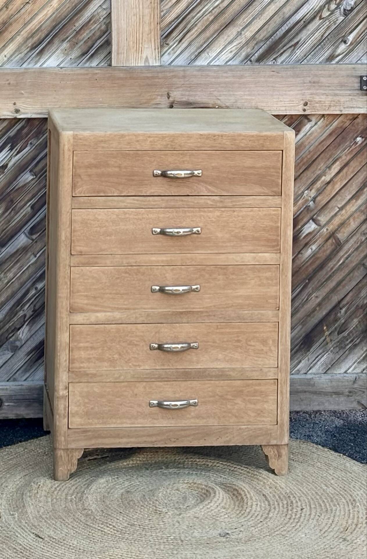 Vintage 5-drawer chest of drawers from the 1940s in raw oak.