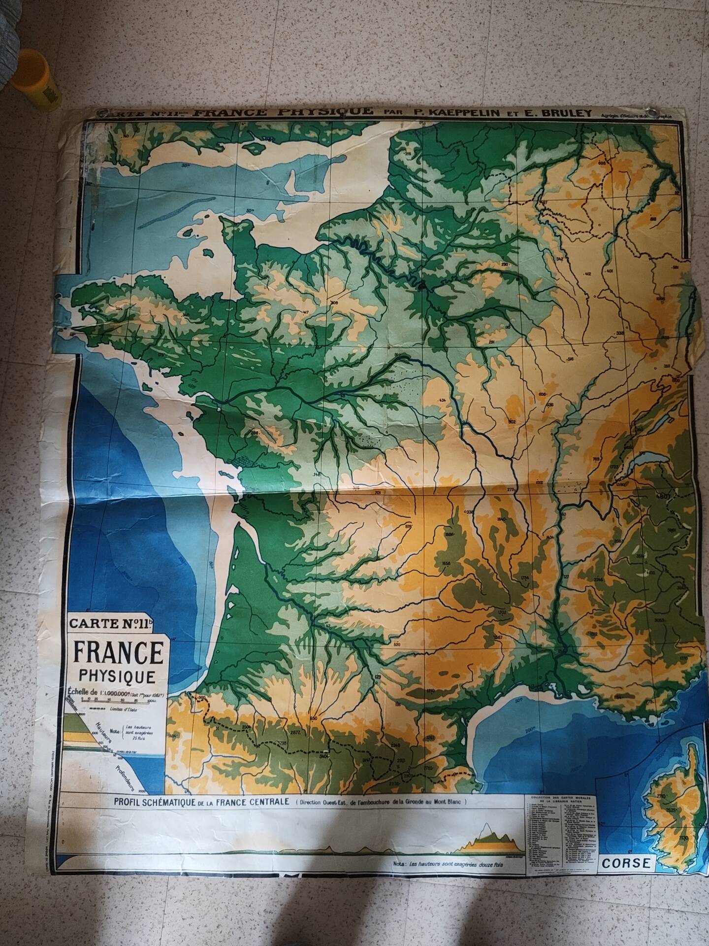 Physical map of France Kaeppeln