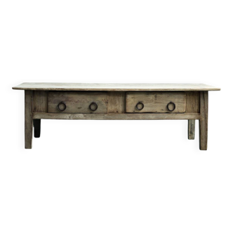 Table basse de ferme espagnole, début du XIXe siècle - Table en chêne, tablette antique