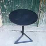 Design pedestal table