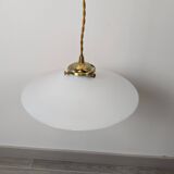 Suspension vintage en opaline blanche
