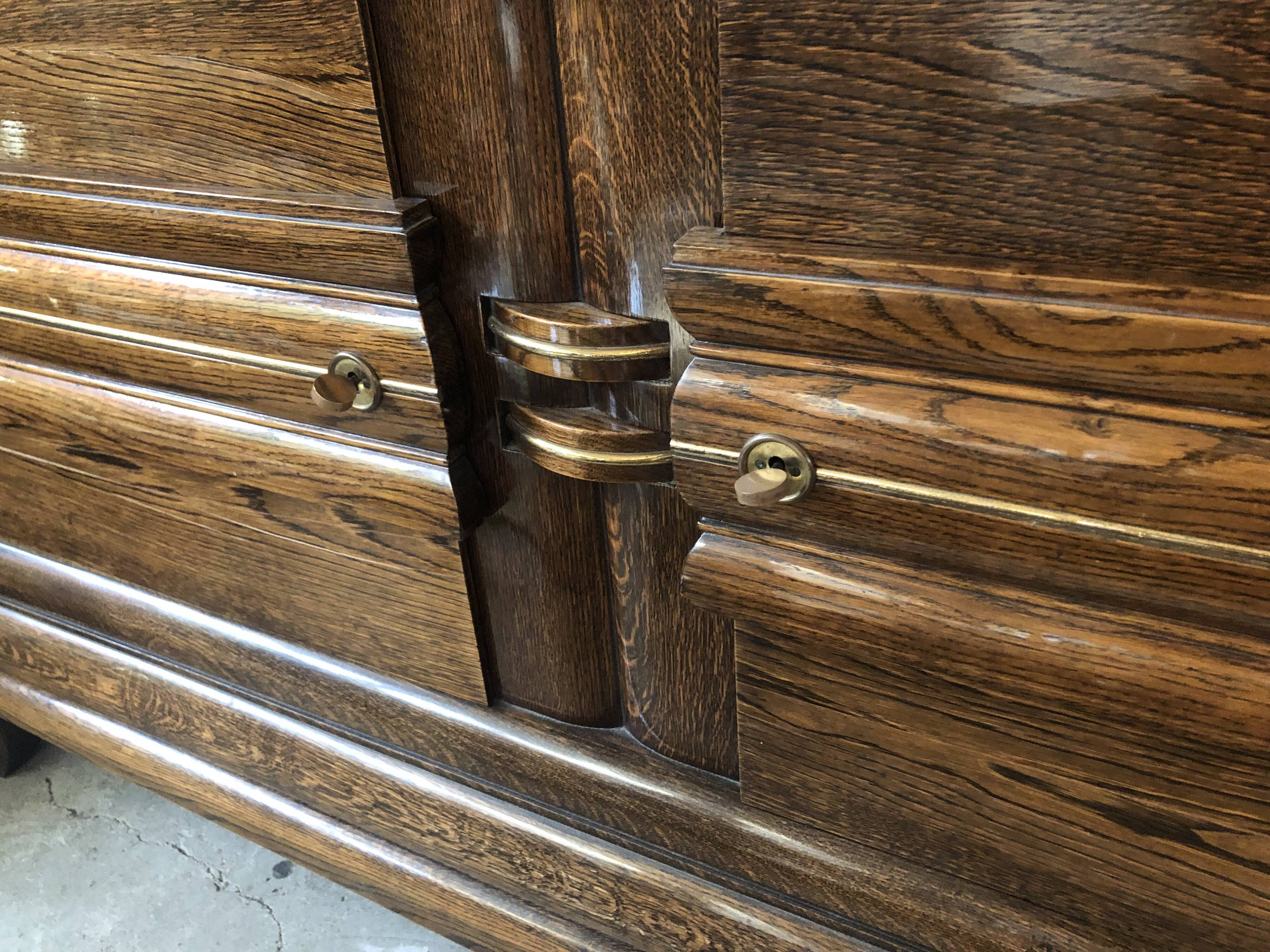 Art deco base cabinet