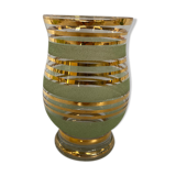 Vase doré et vert