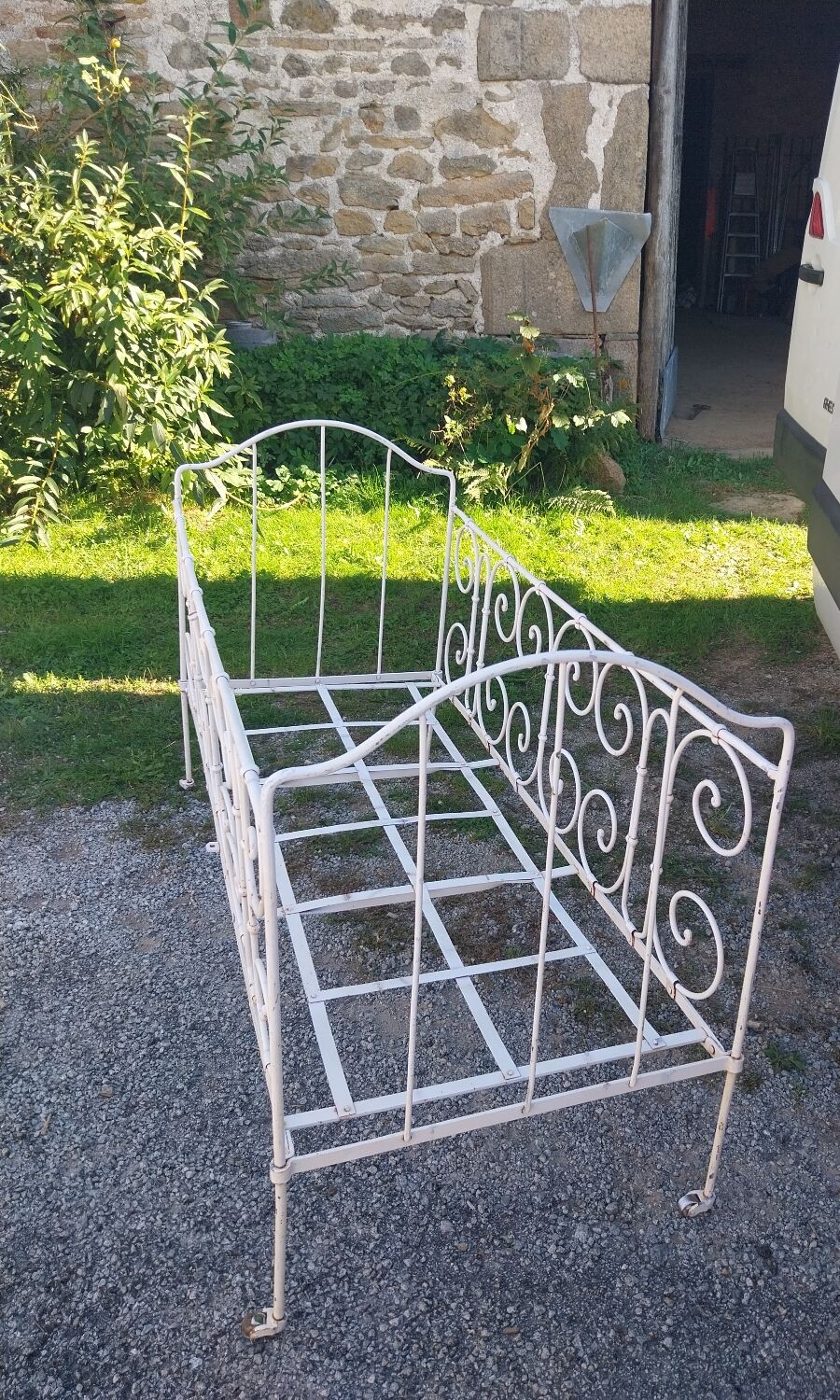 Wrought iron sofa bed