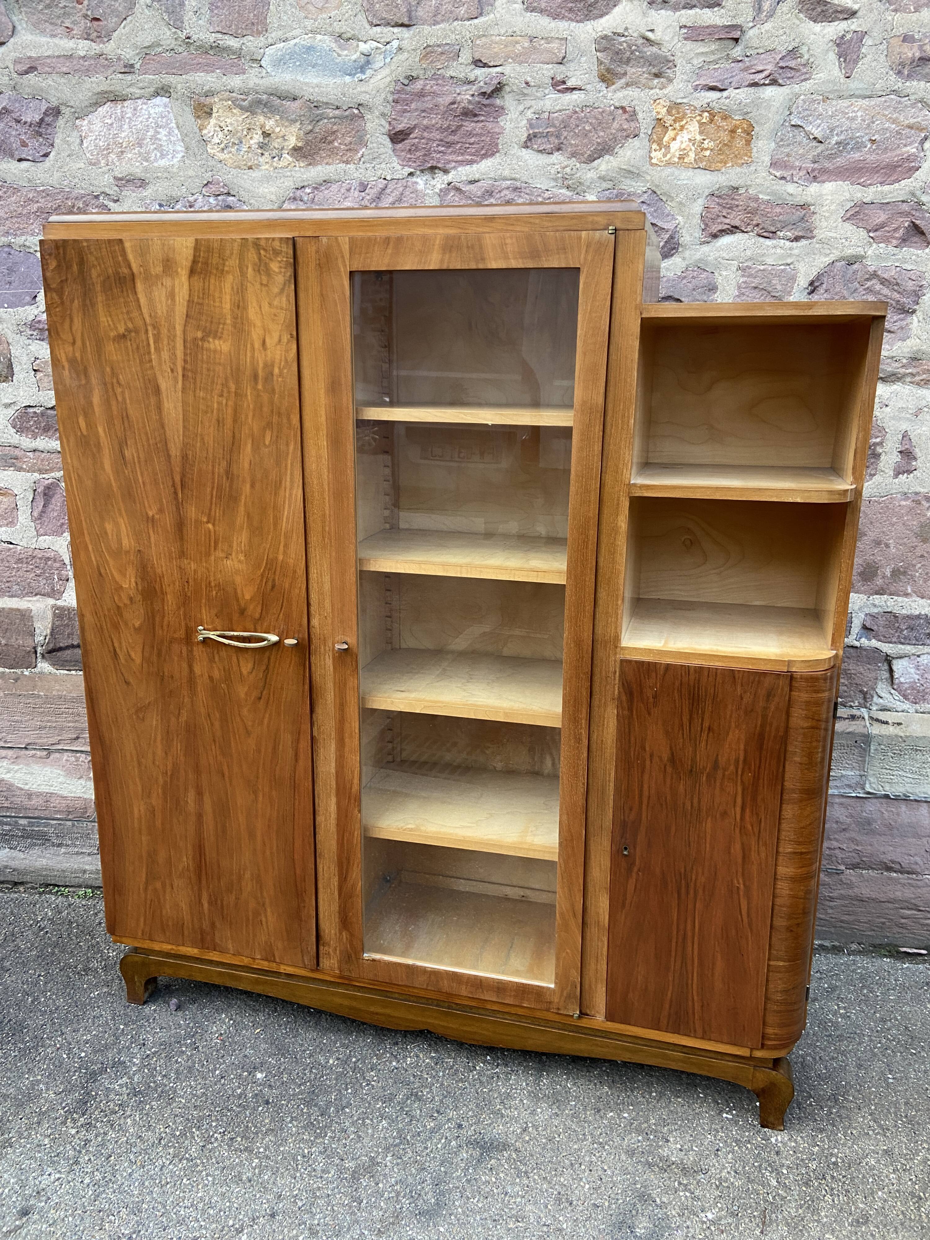Showcase art-deco library mid-century vintage 1950 walnut ronce