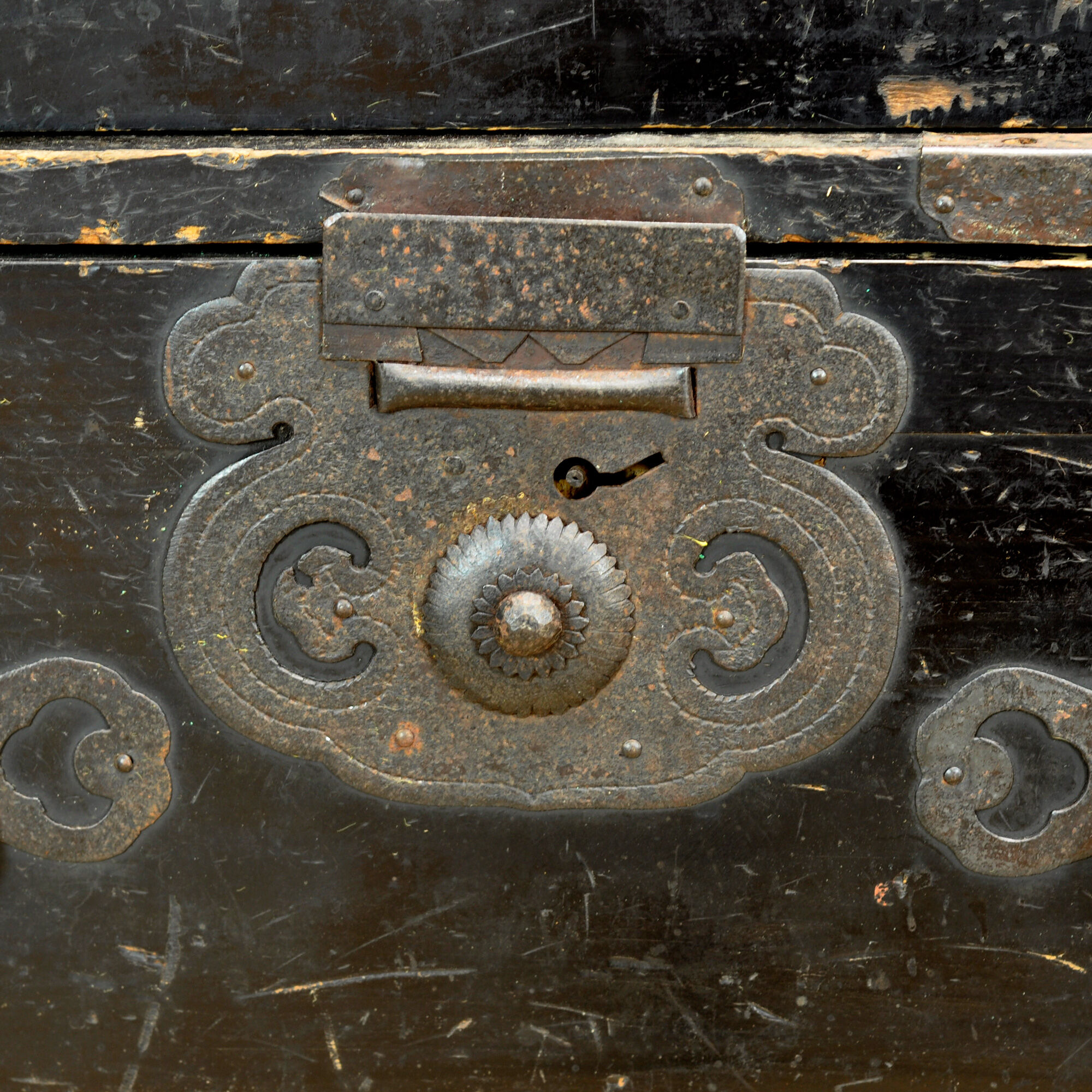 Japanese Tansu chest of drawers, circa 1870