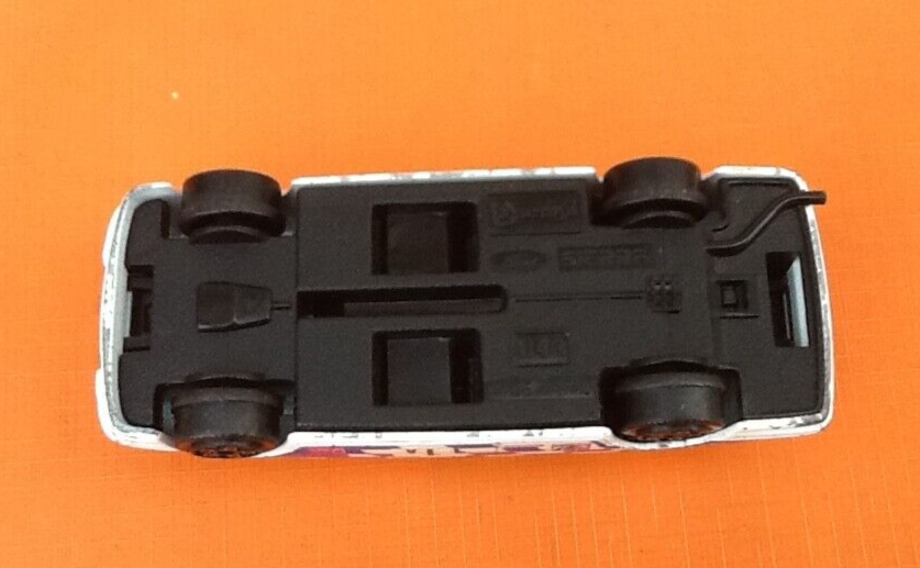 Miniature car Ford Sierra Sasol Burago Scale: 1/43rd Made in Italy