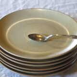 6 French stoneware dessert plates in very good condition