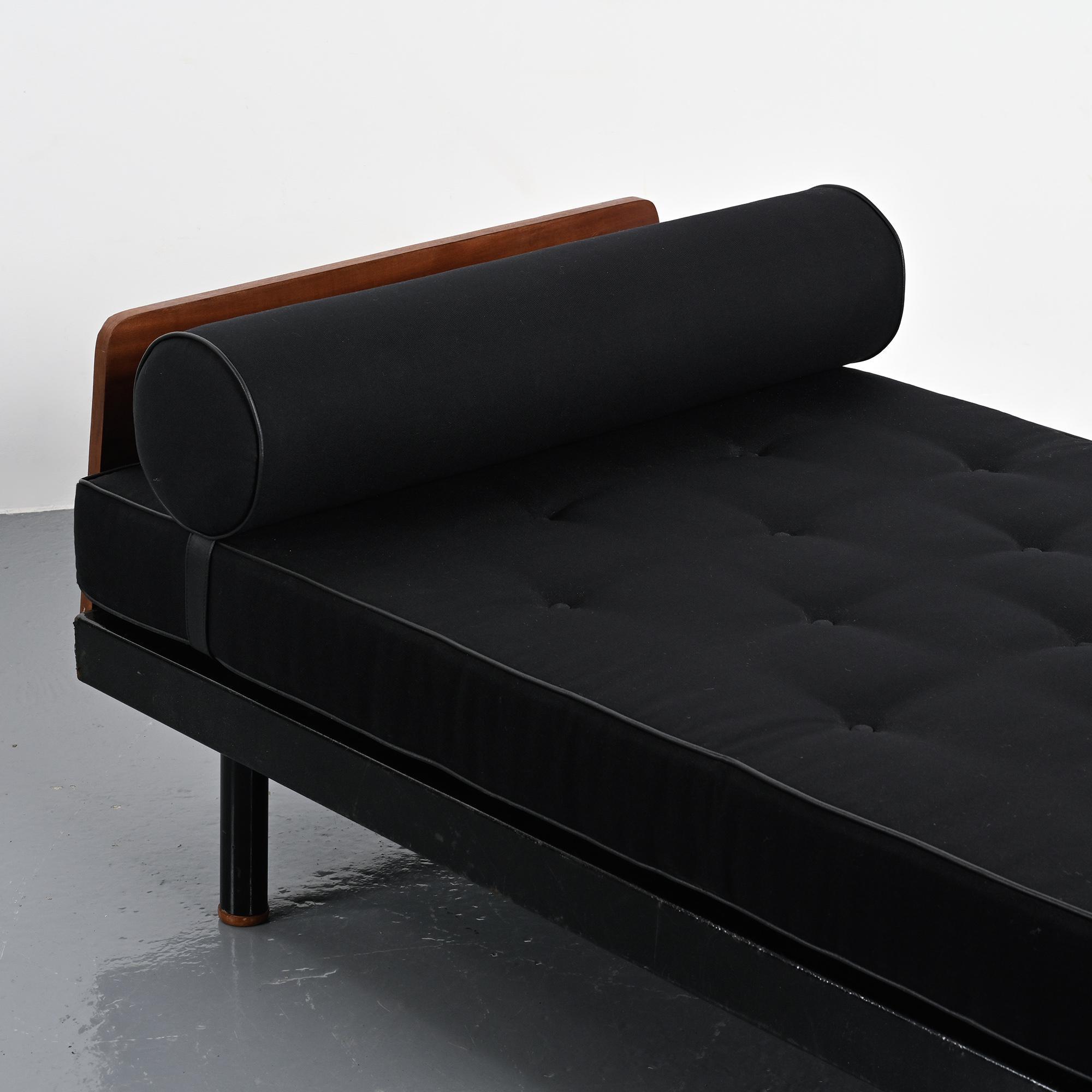 Lit SCAL par Jean Prouvé, circa 1955
