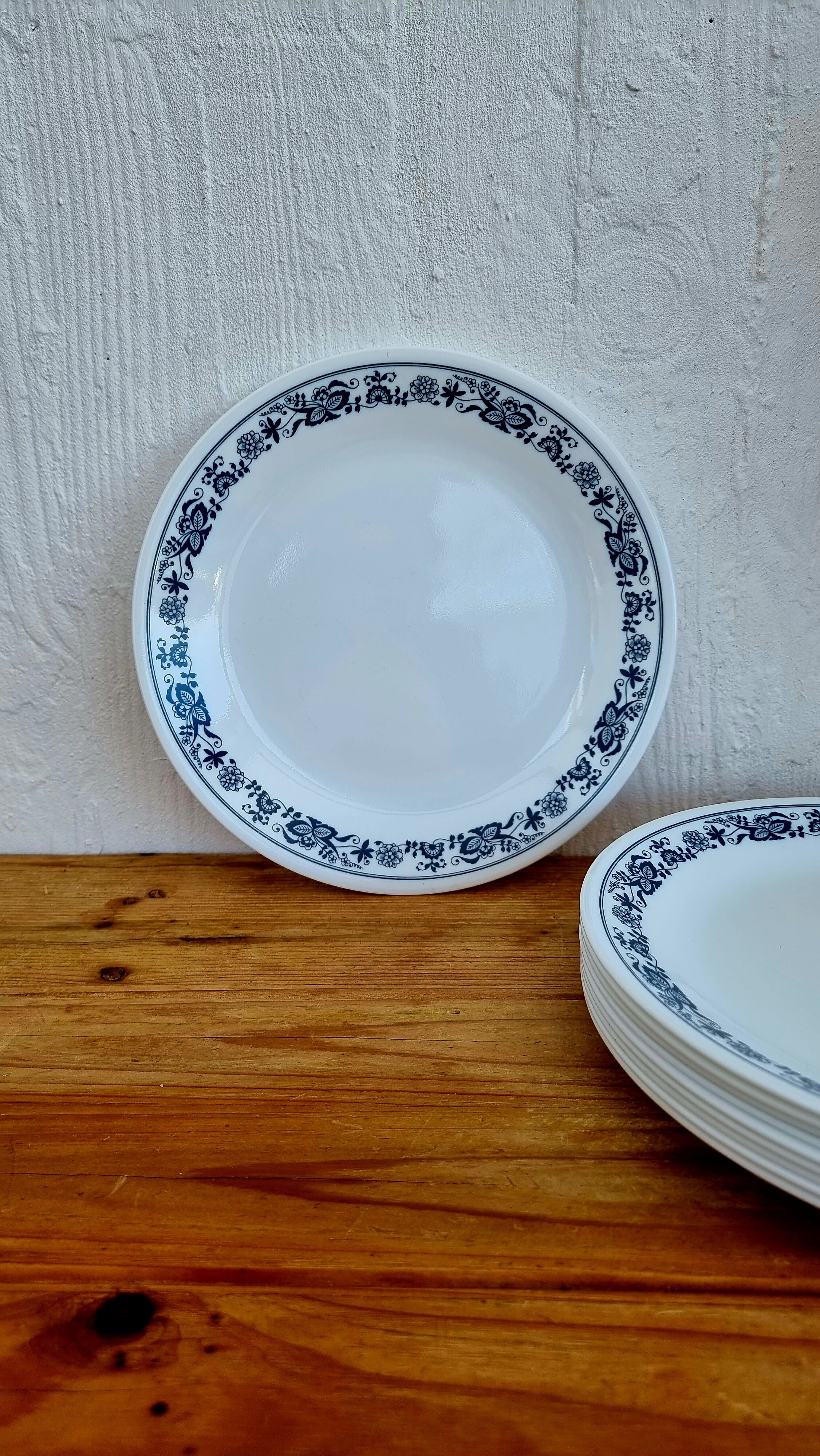 Set of 10 vintage Corelle American blue flat plates