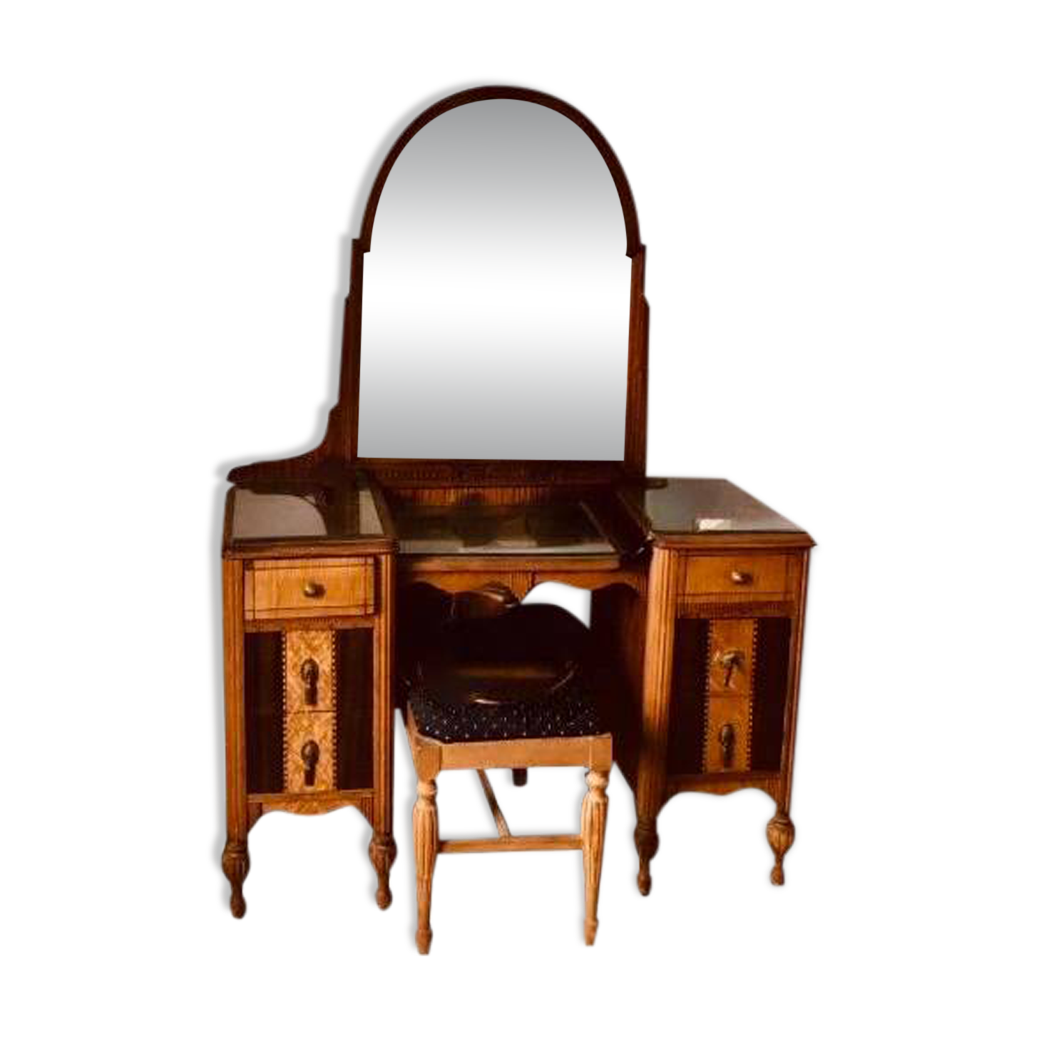 Dressing table with inlaid mahogany mirror - Philadelphia, 1925