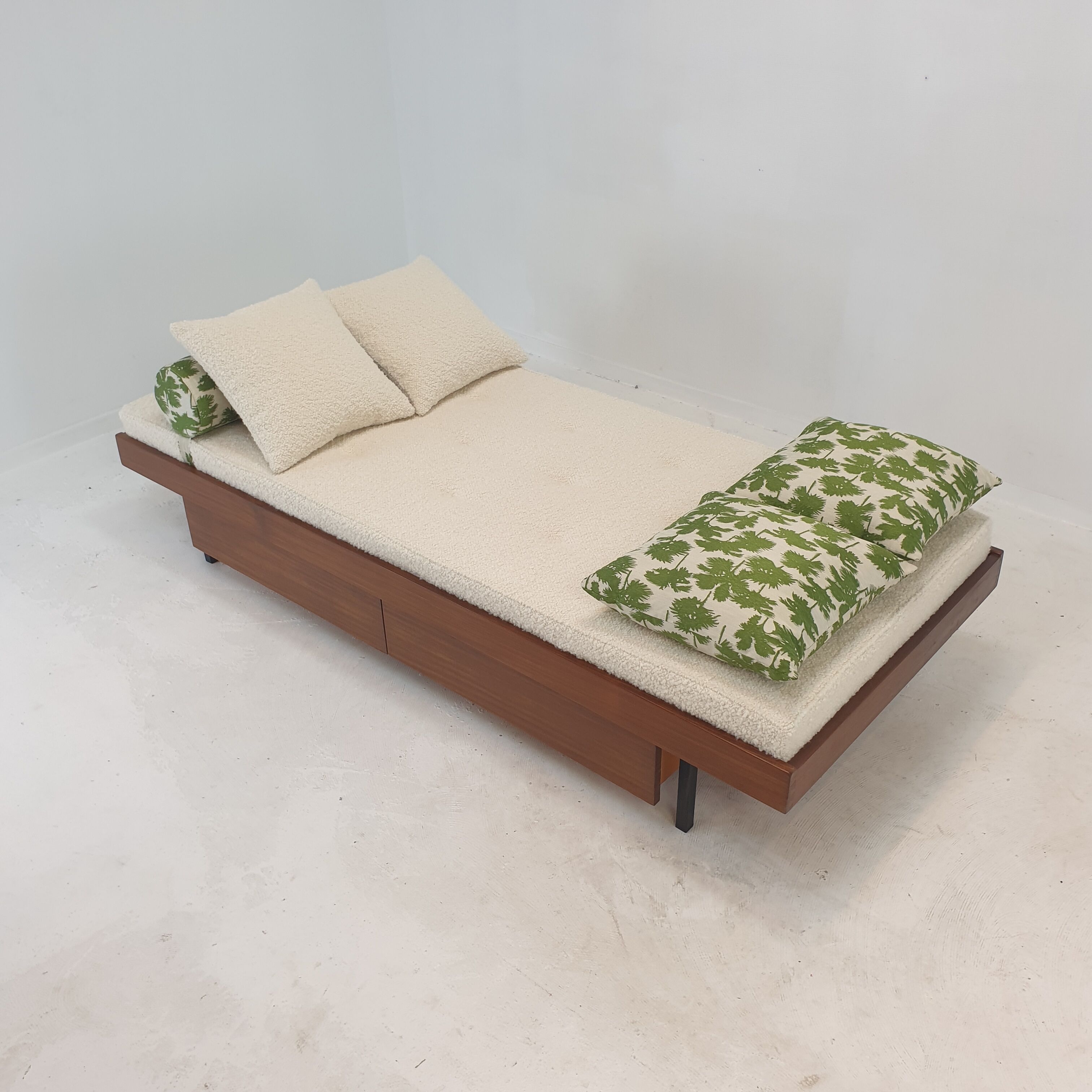 Daybed, 1960s